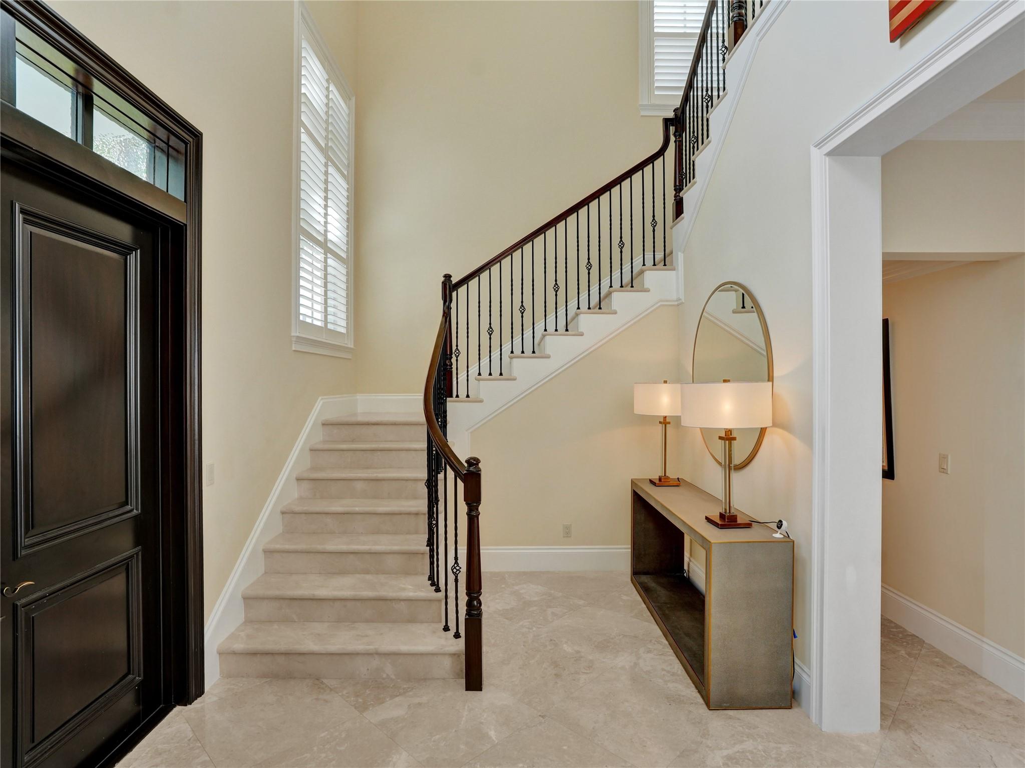 CORAL KEY VILLAS 3RD SEC - Residential