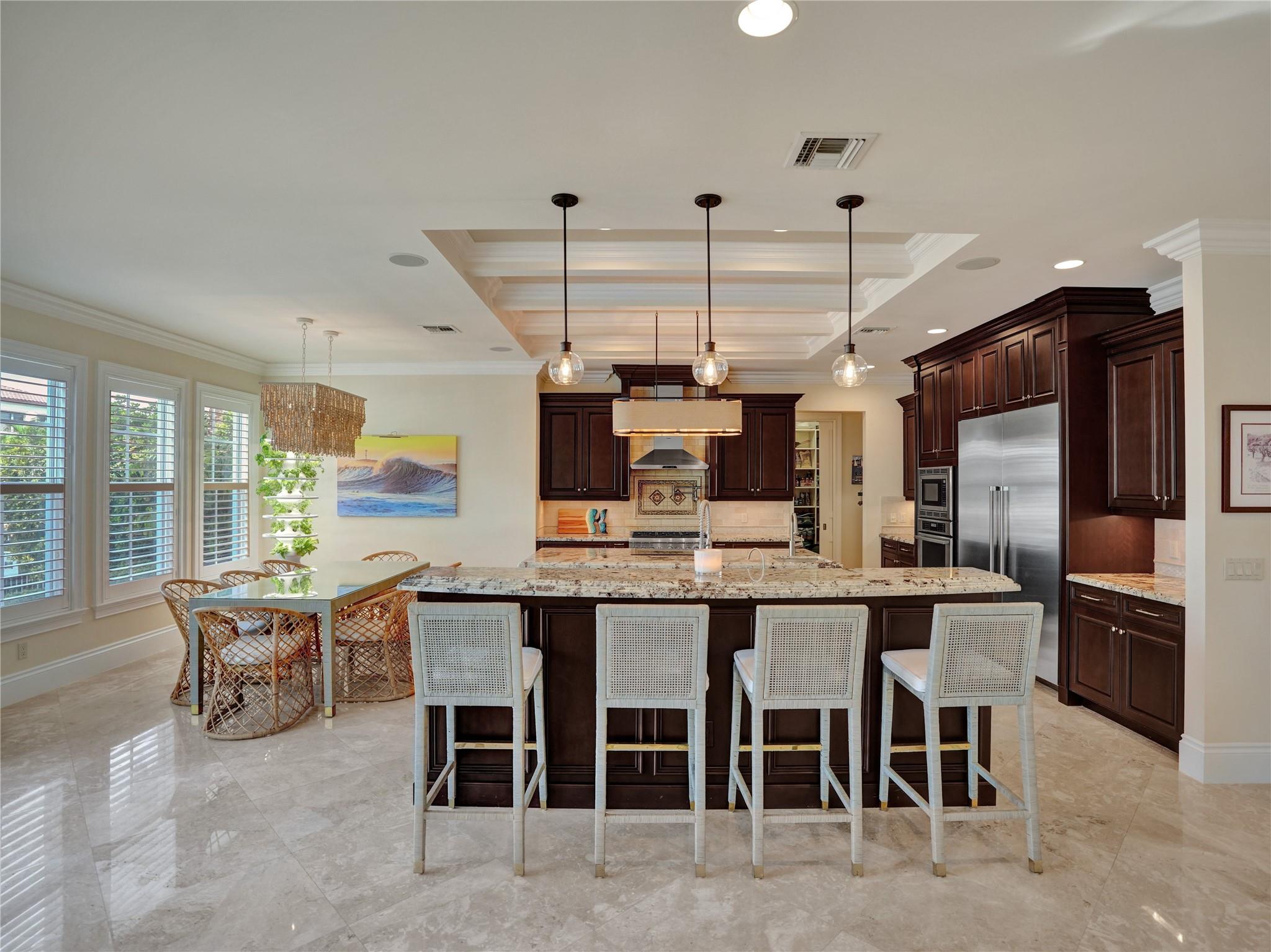 CORAL KEY VILLAS 3RD SEC - Residential