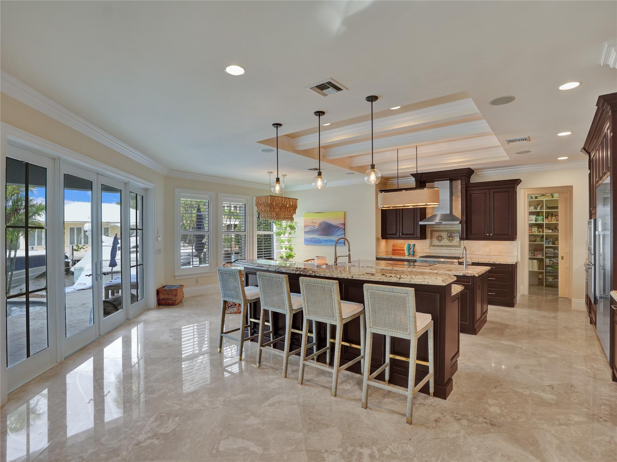 CORAL KEY VILLAS 3RD SEC - Residential