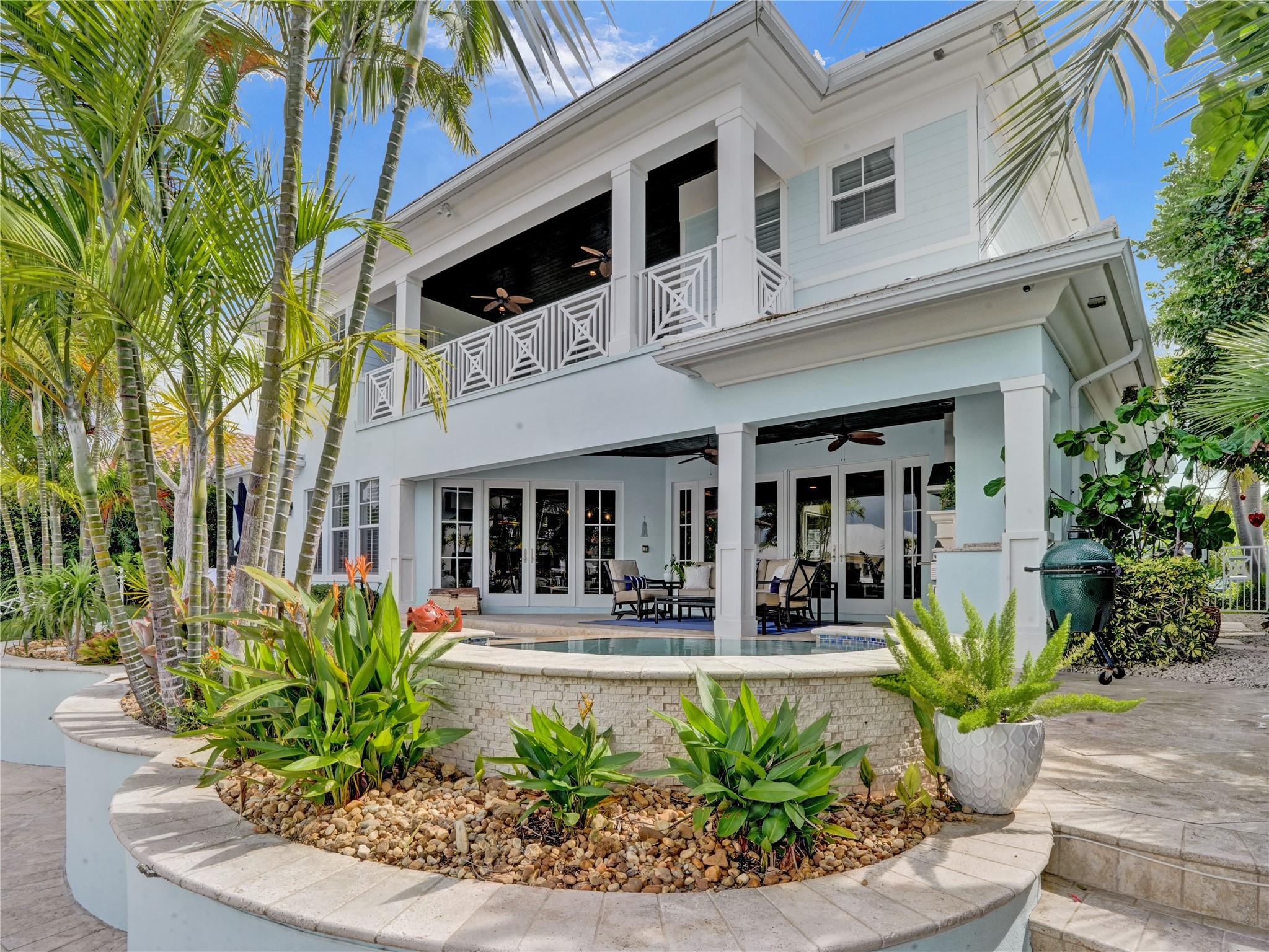 CORAL KEY VILLAS 3RD SEC - Residential