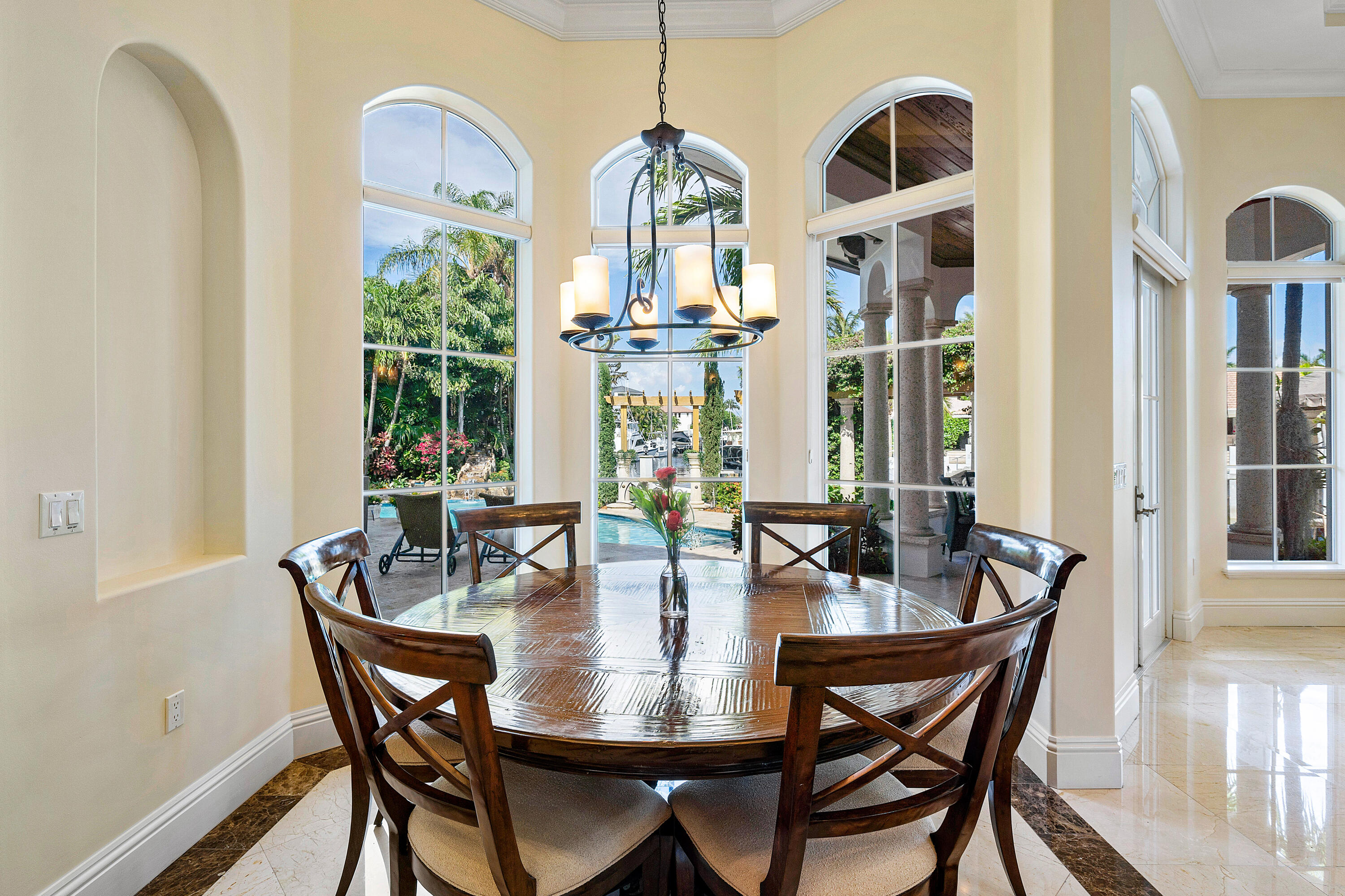 SUN AND SURF - Residential