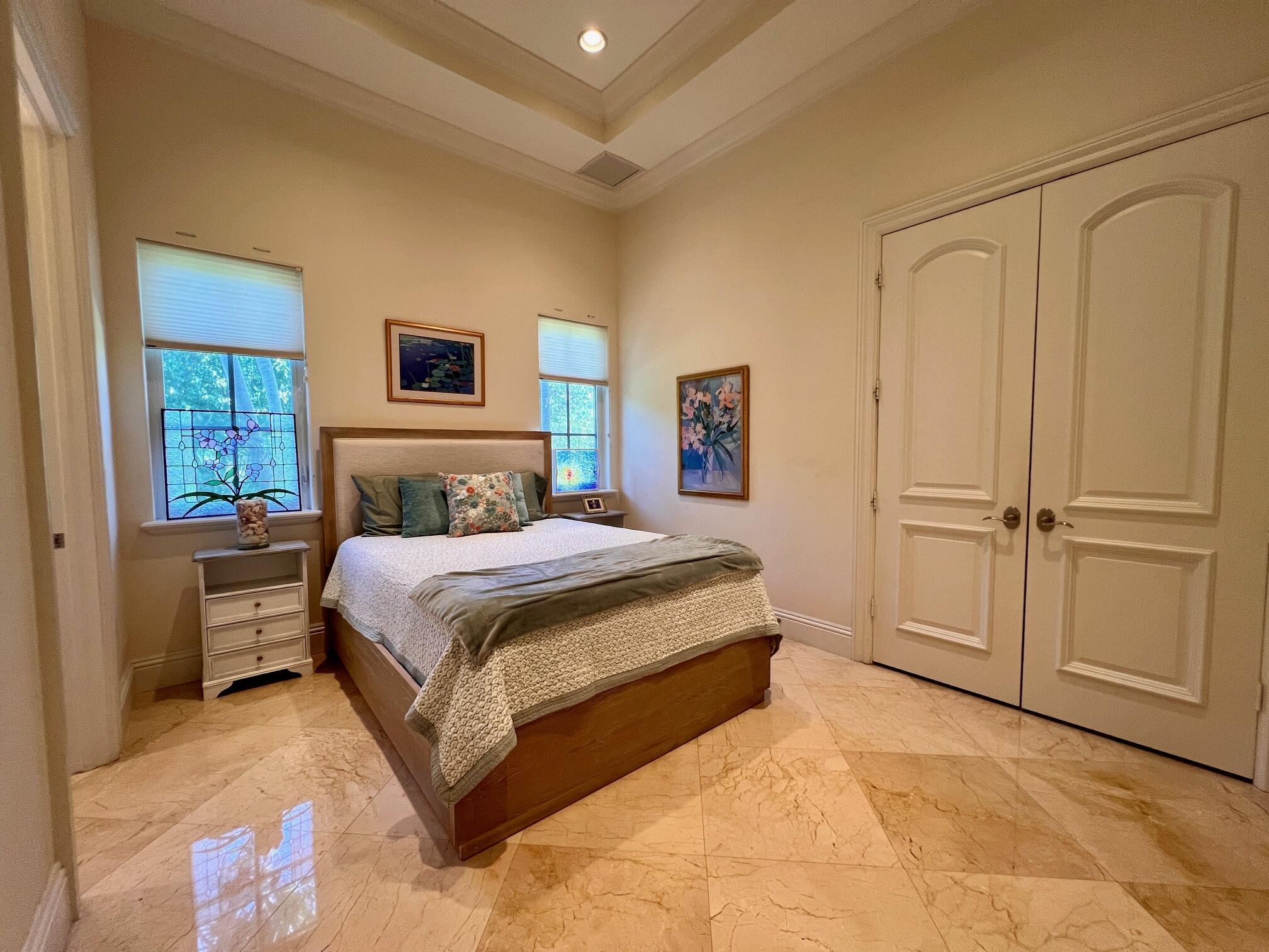 SUN AND SURF - Residential