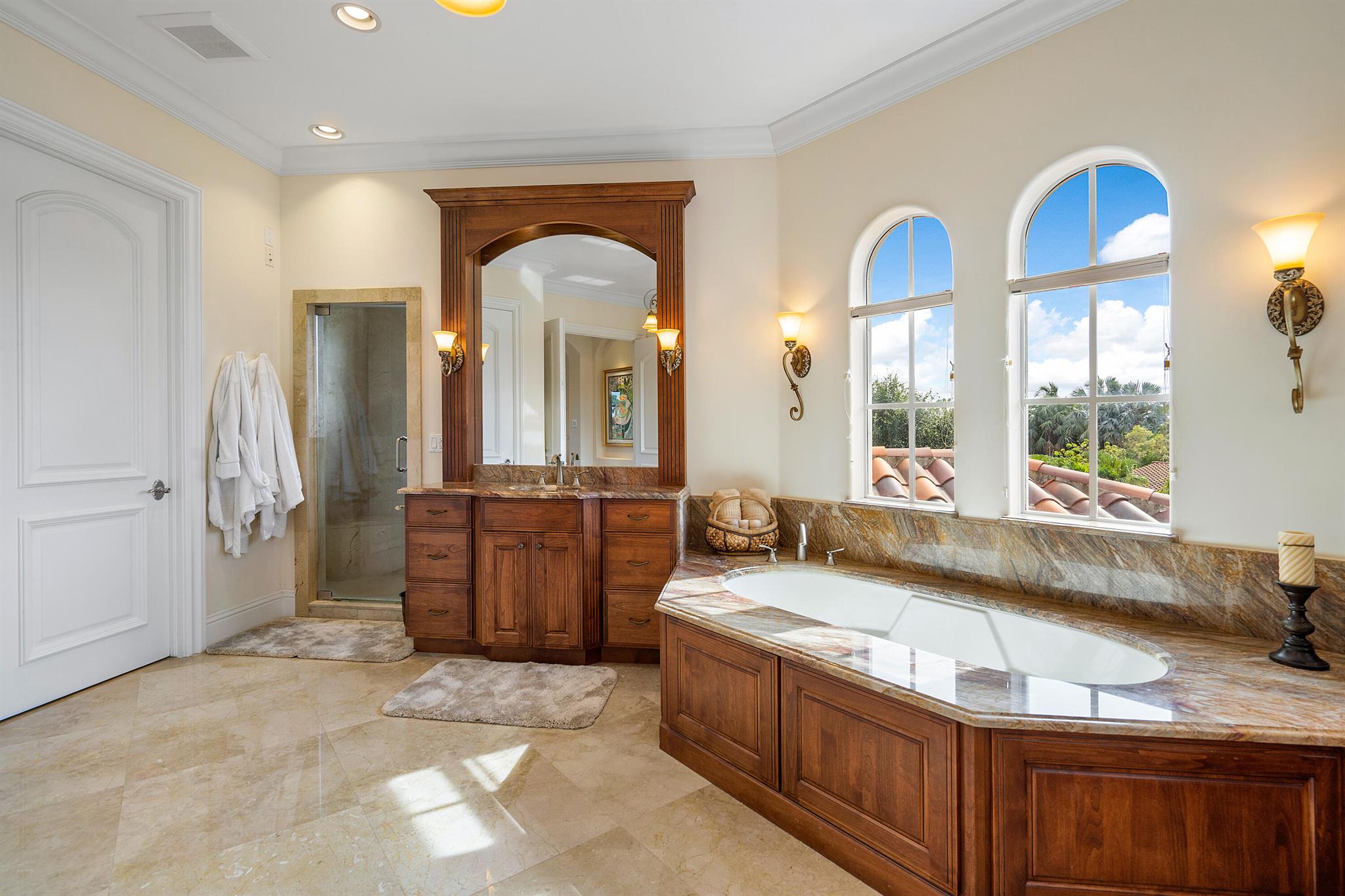 SUN AND SURF - Residential