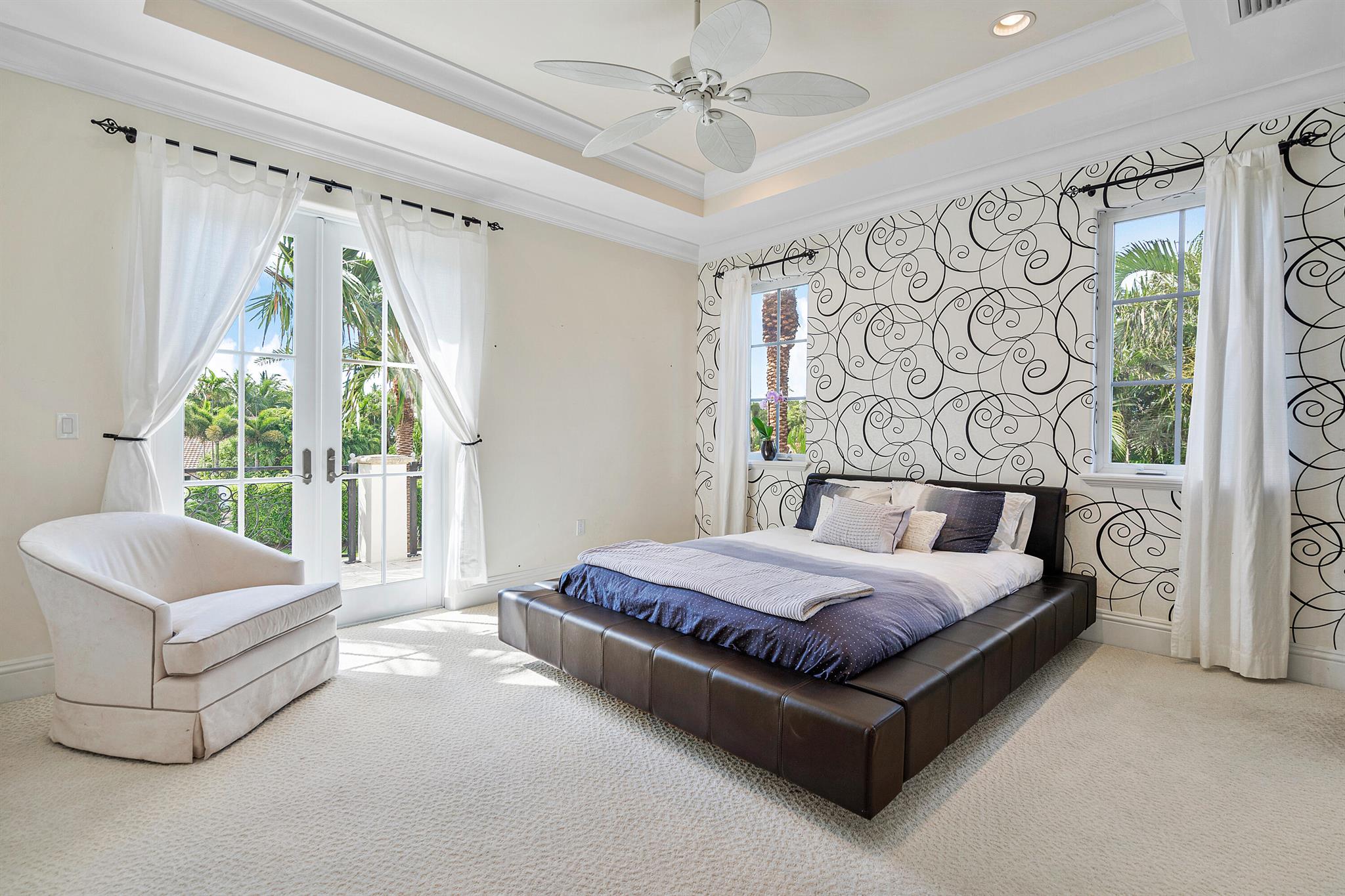 SUN AND SURF - Residential