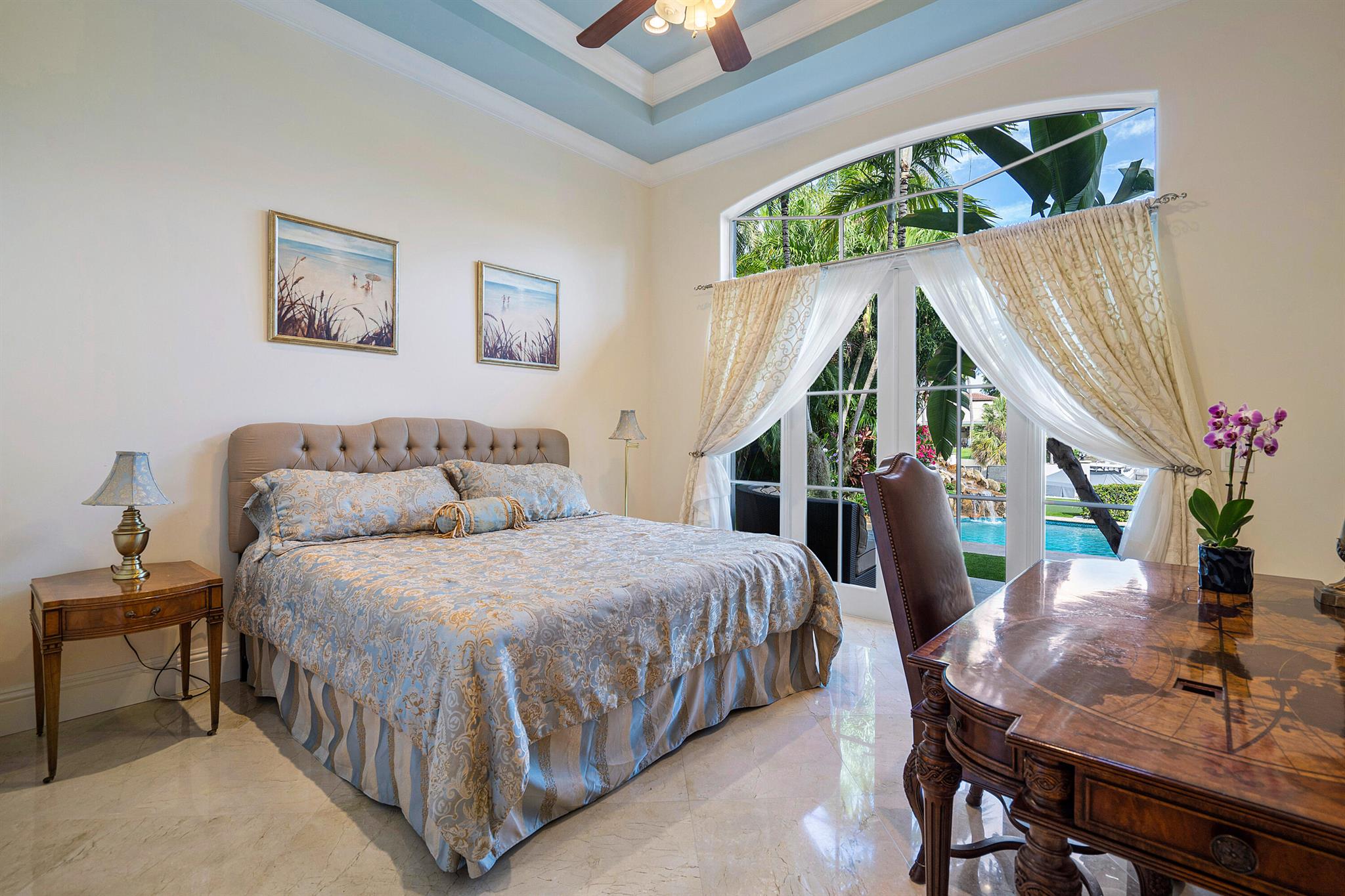 SUN AND SURF - Residential