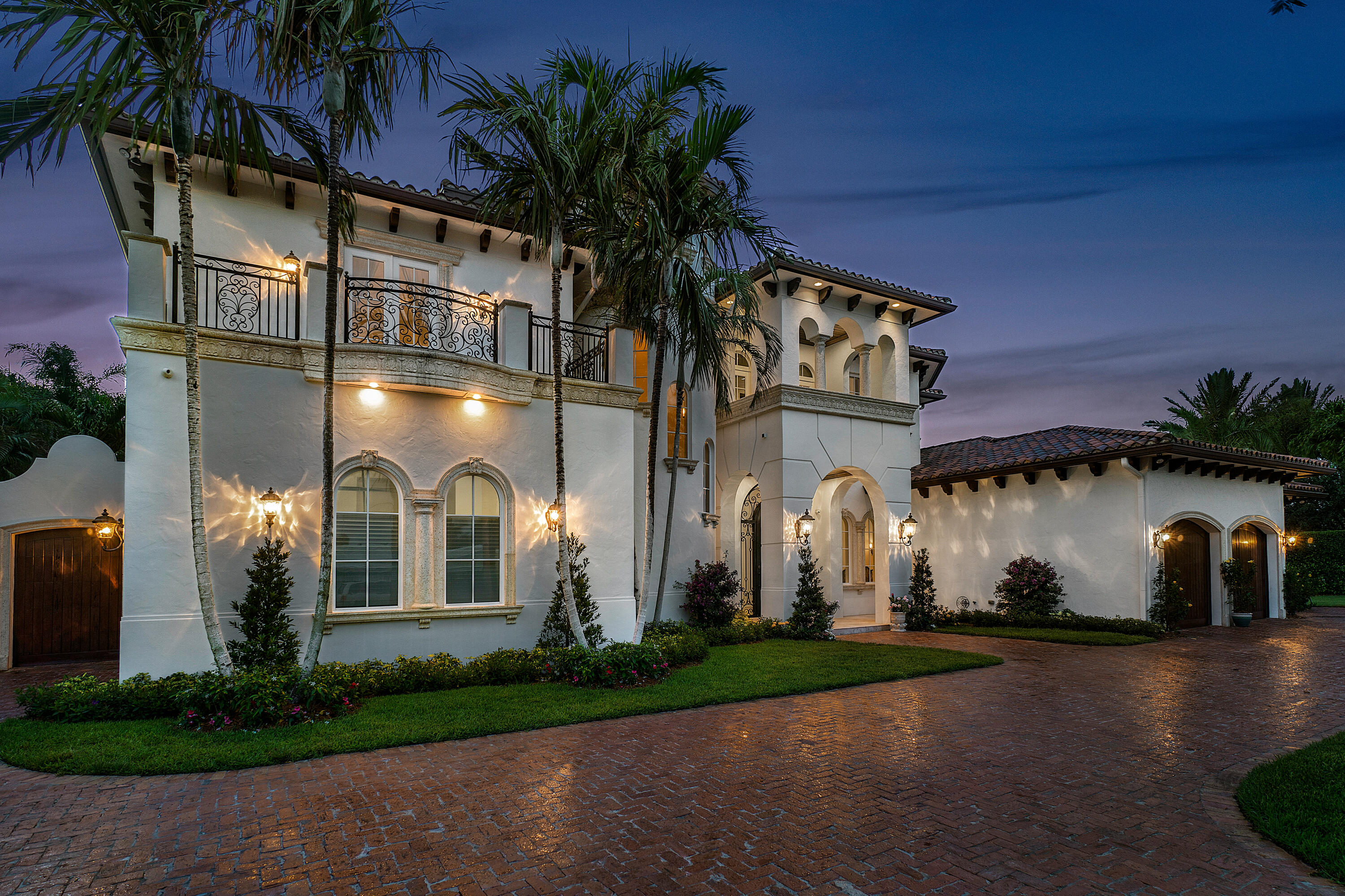 SUN AND SURF - Residential