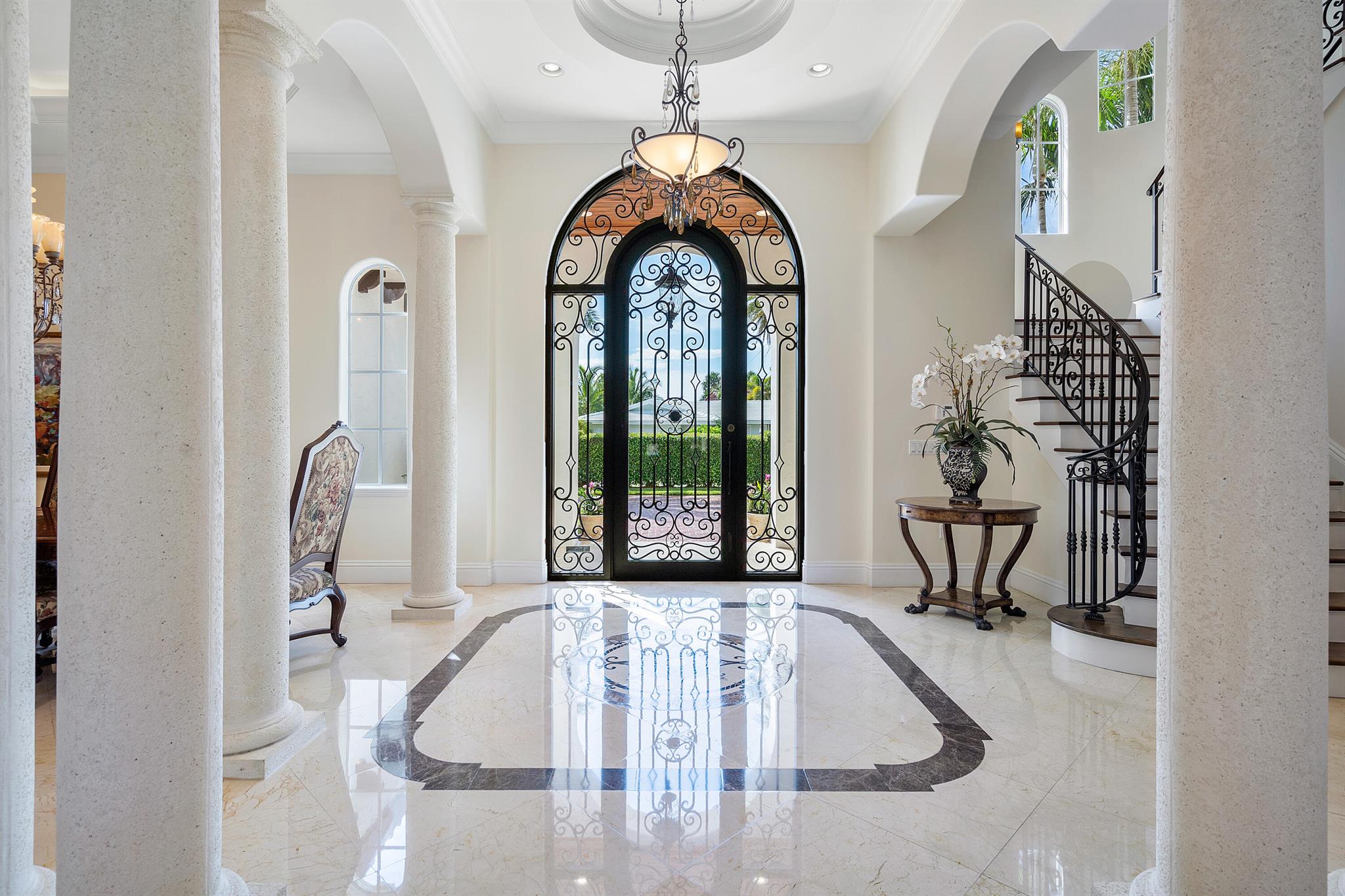 SUN AND SURF - Residential