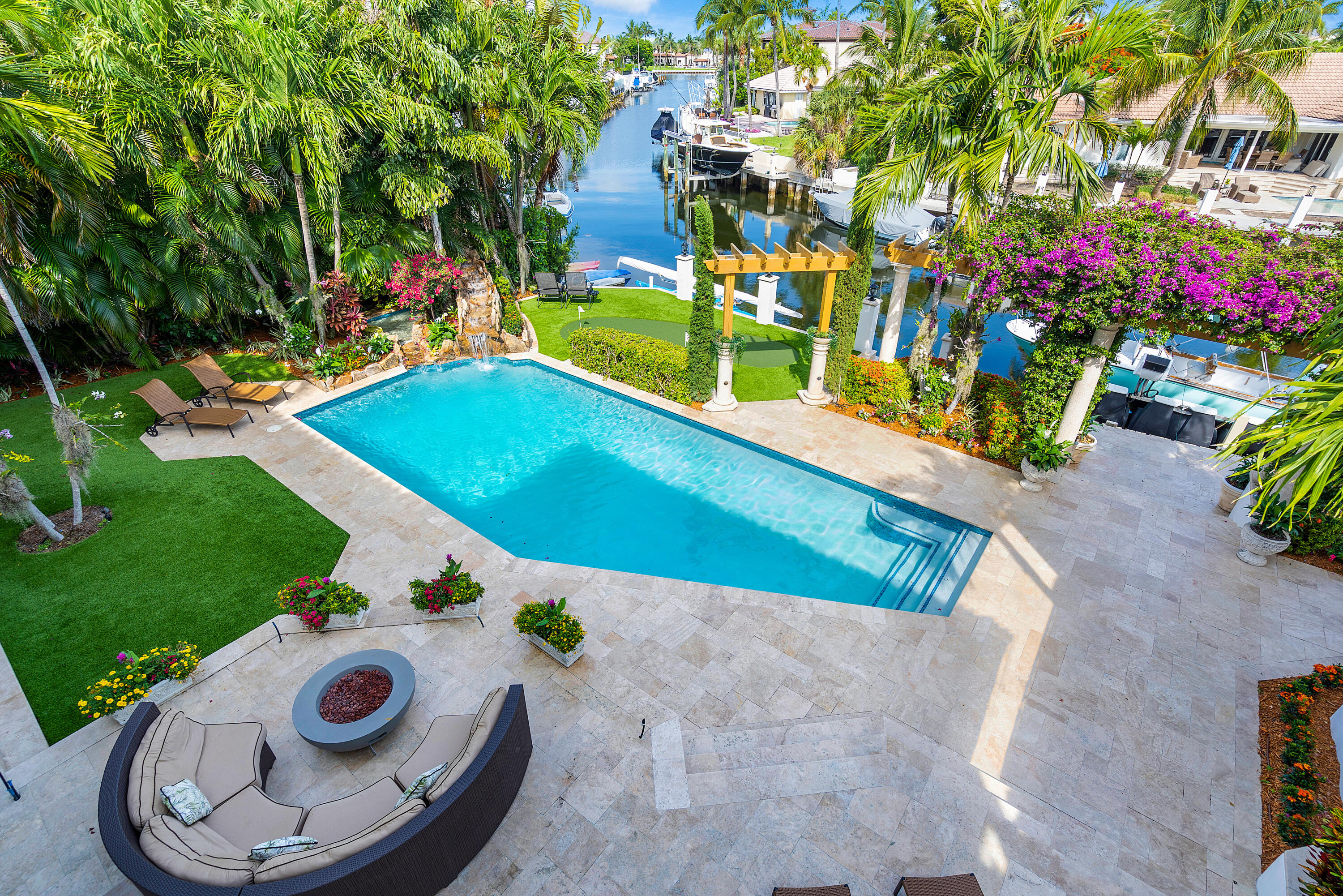 SUN AND SURF - Residential