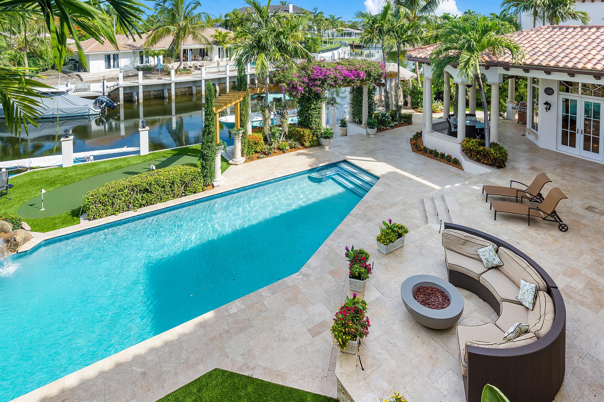 SUN AND SURF - Residential