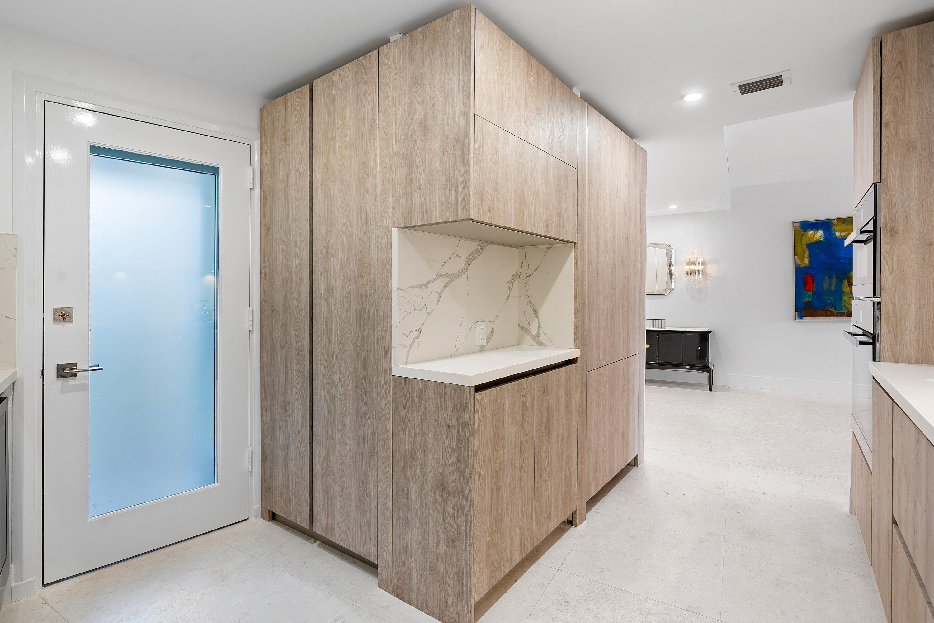 ONE ROYAL PALM WAY CONDO - Residential