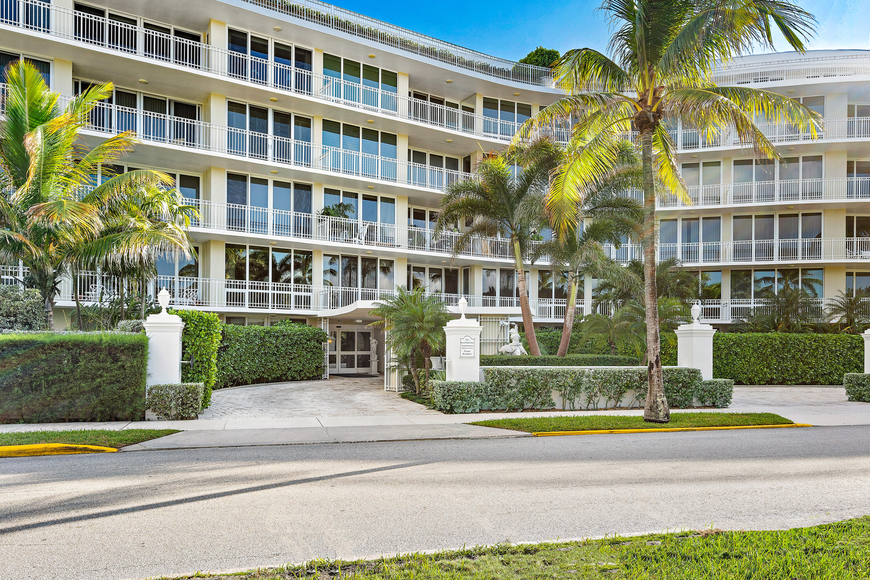 ONE ROYAL PALM WAY CONDO - Residential