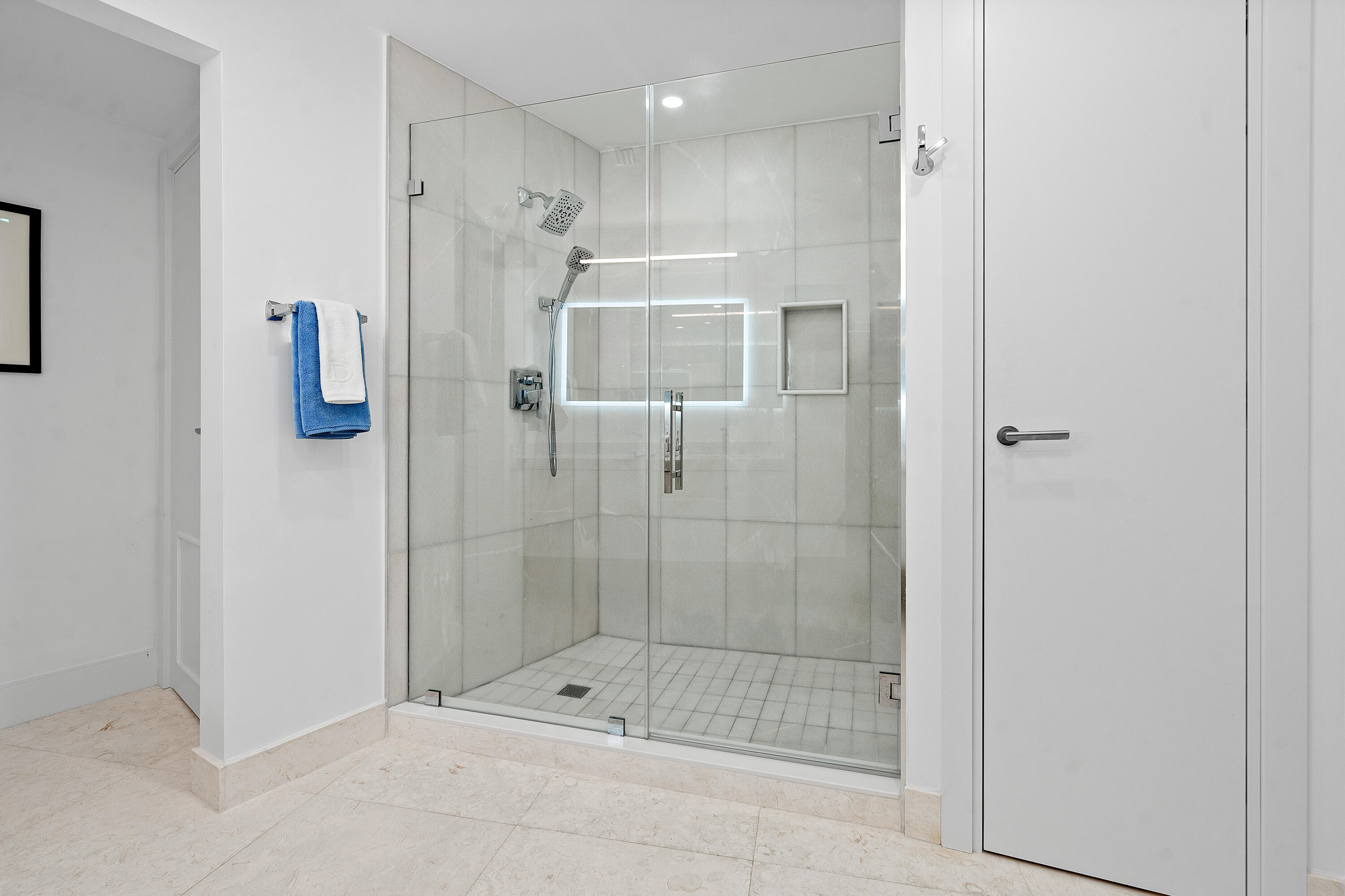 ONE ROYAL PALM WAY CONDO - Residential