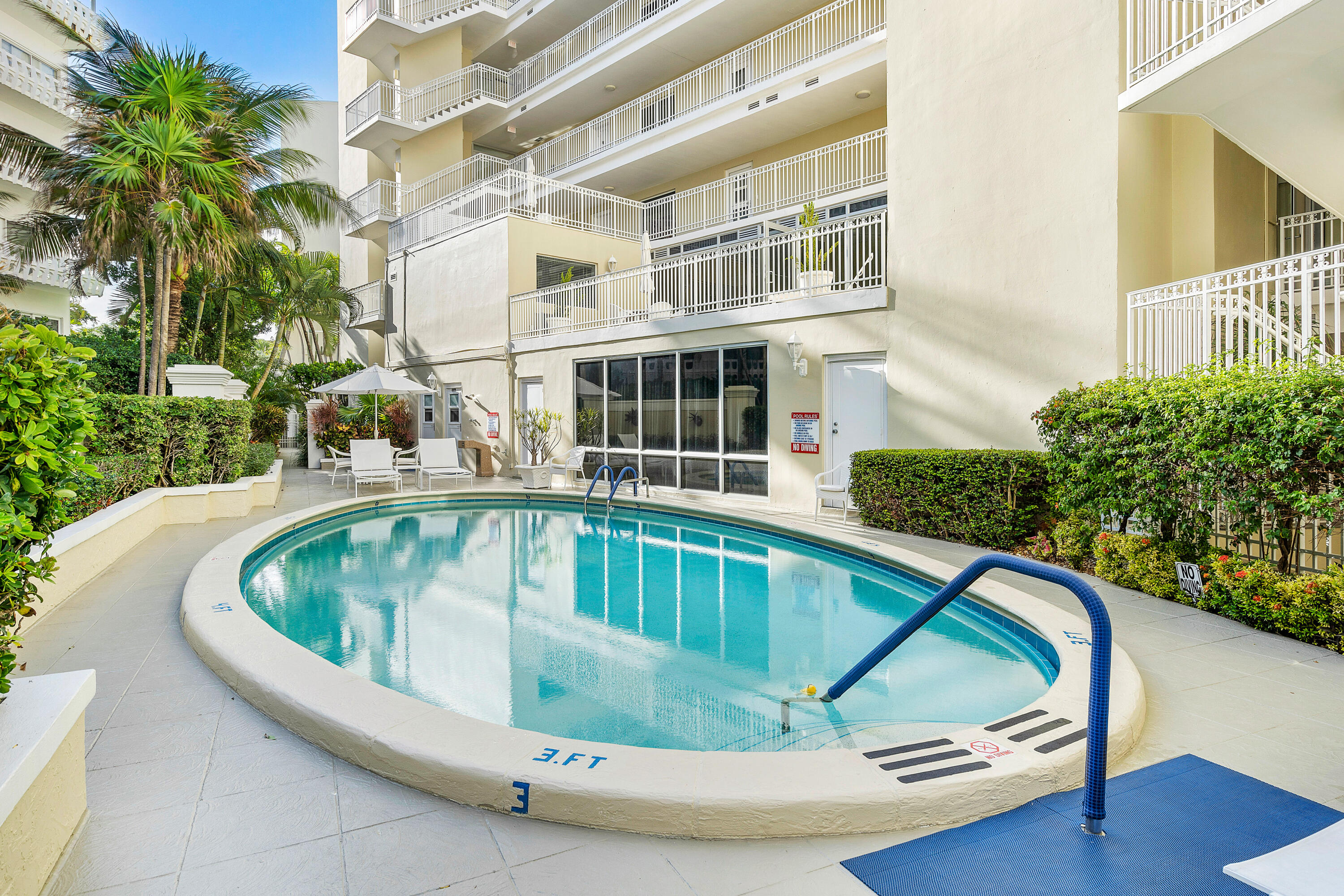 ONE ROYAL PALM WAY CONDO - Residential