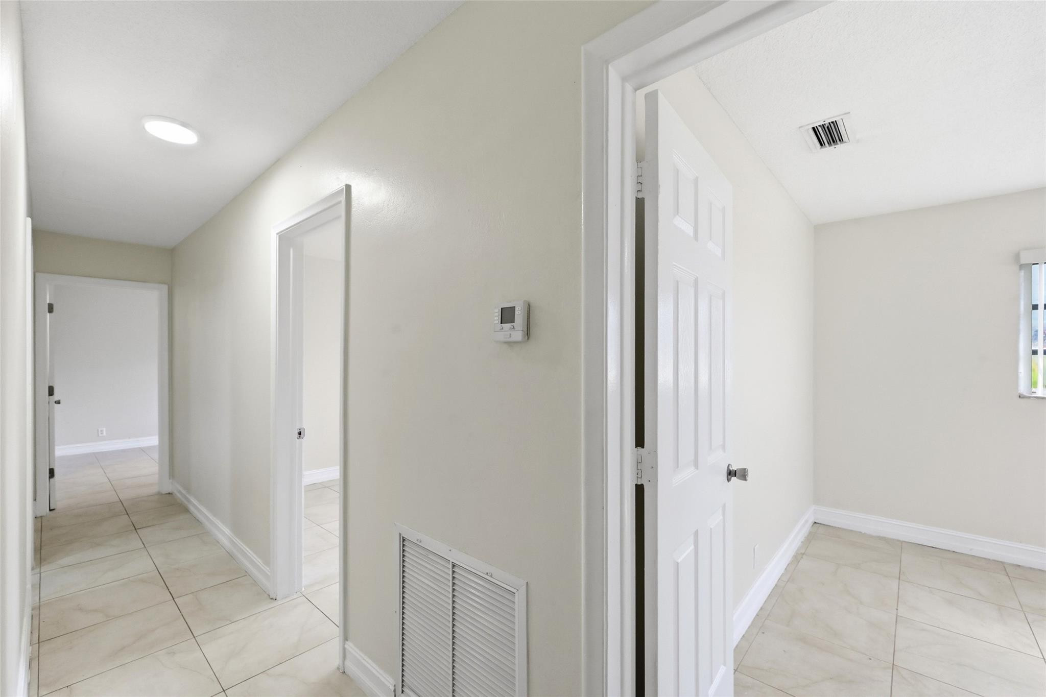 MIRROR LAKE ESTATES - Residential