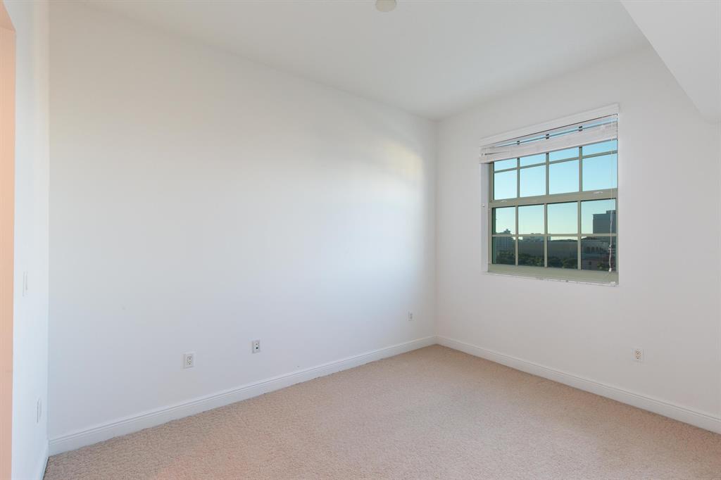 610 Clematis Condo Cu-1 - Residential