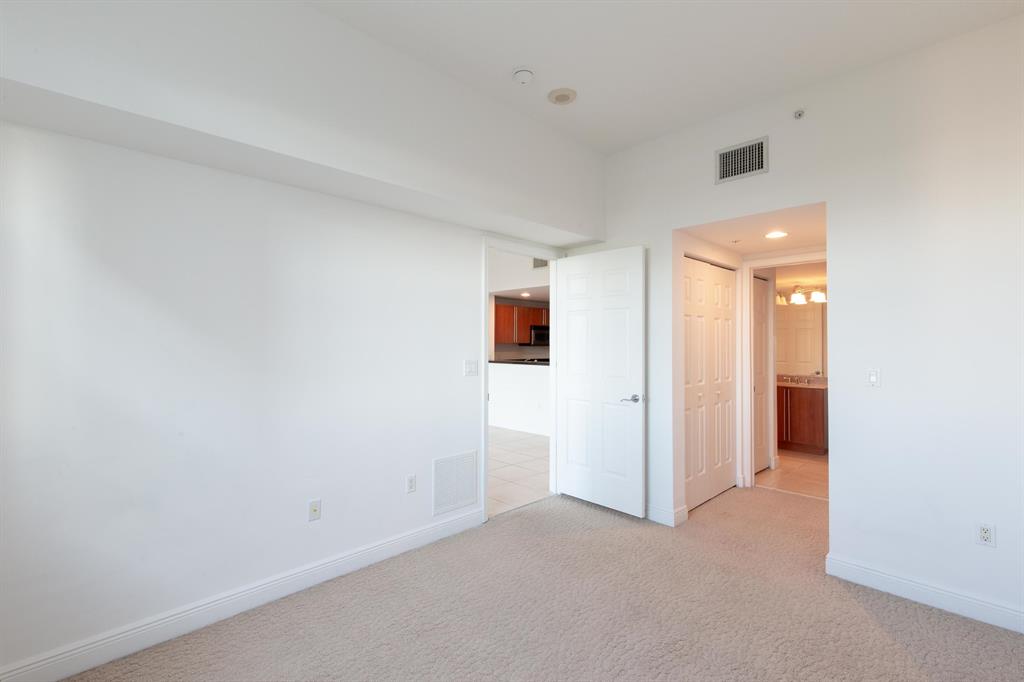 610 Clematis Condo Cu-1 - Residential