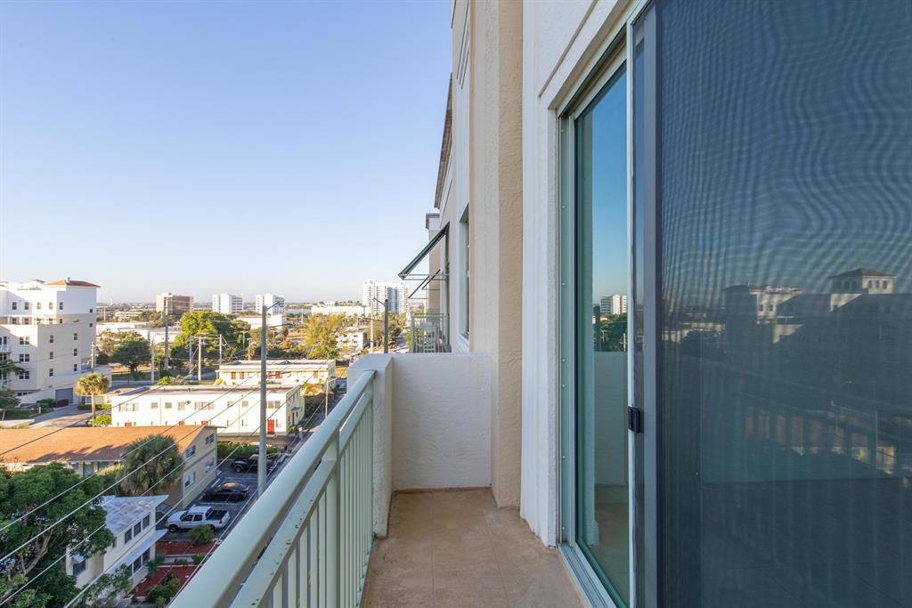 610 Clematis Condo Cu-1 - Residential