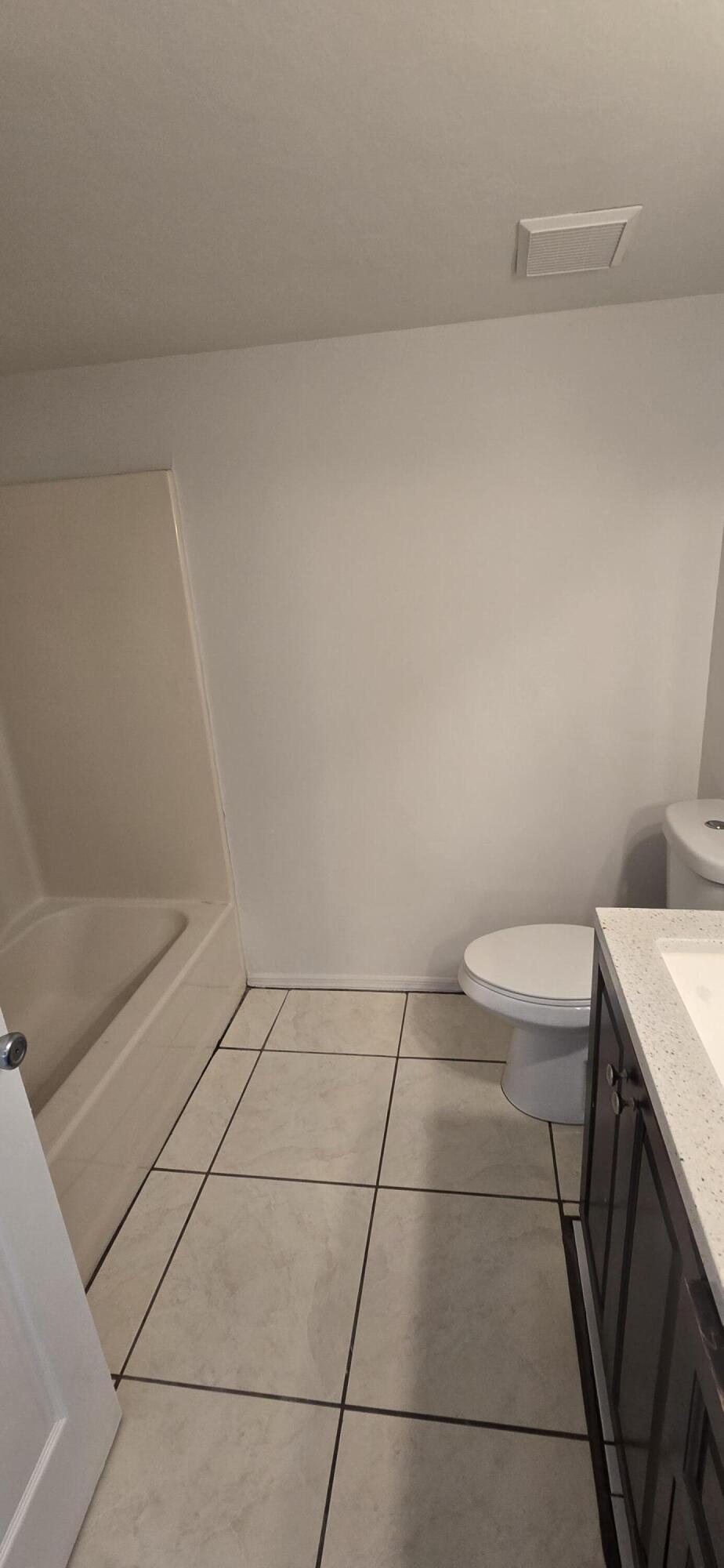 PALM BEACH TRACE CONDO - Residential