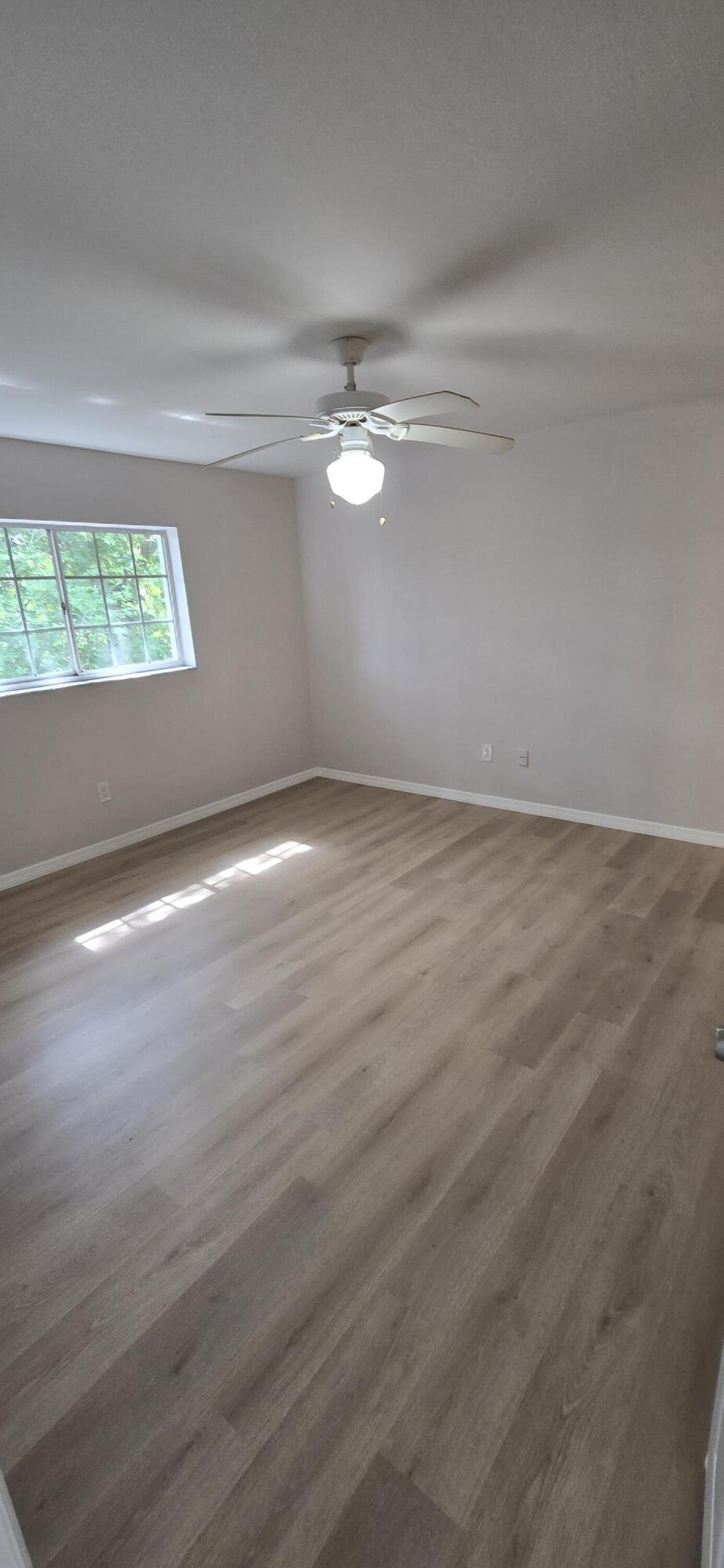 PALM BEACH TRACE CONDO - Residential