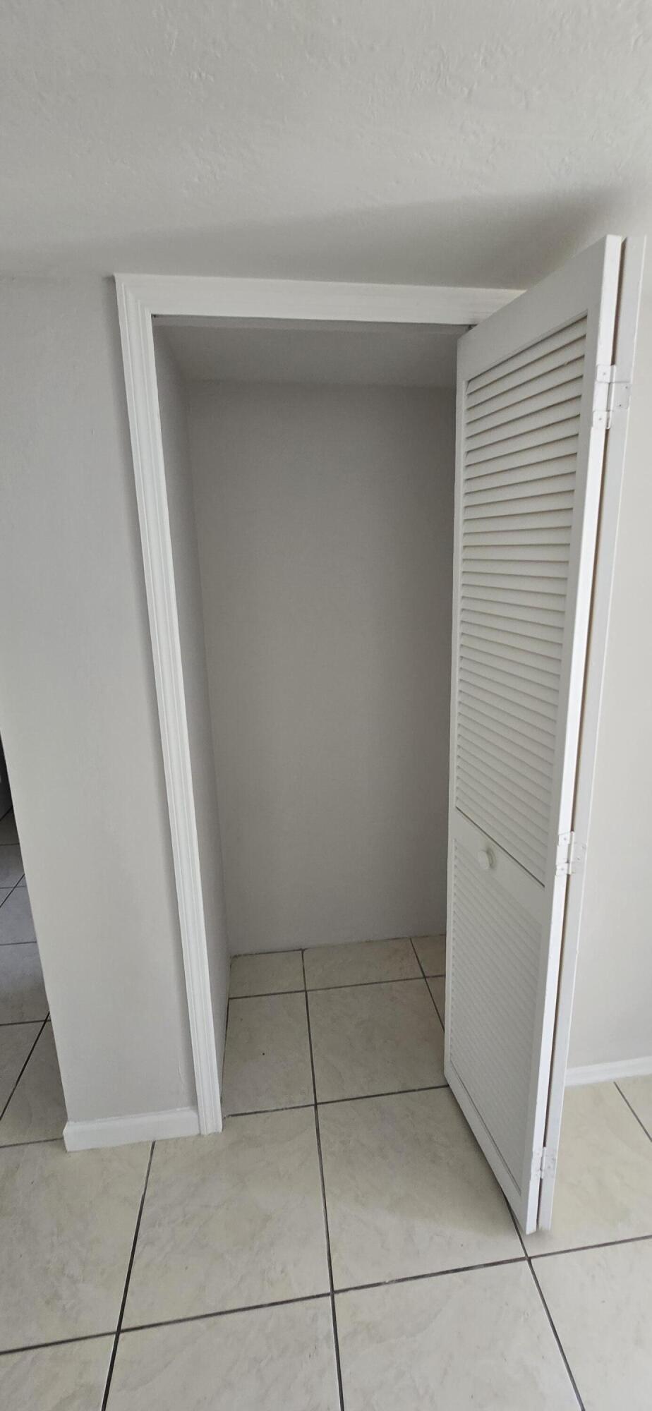 PALM BEACH TRACE CONDO - Residential