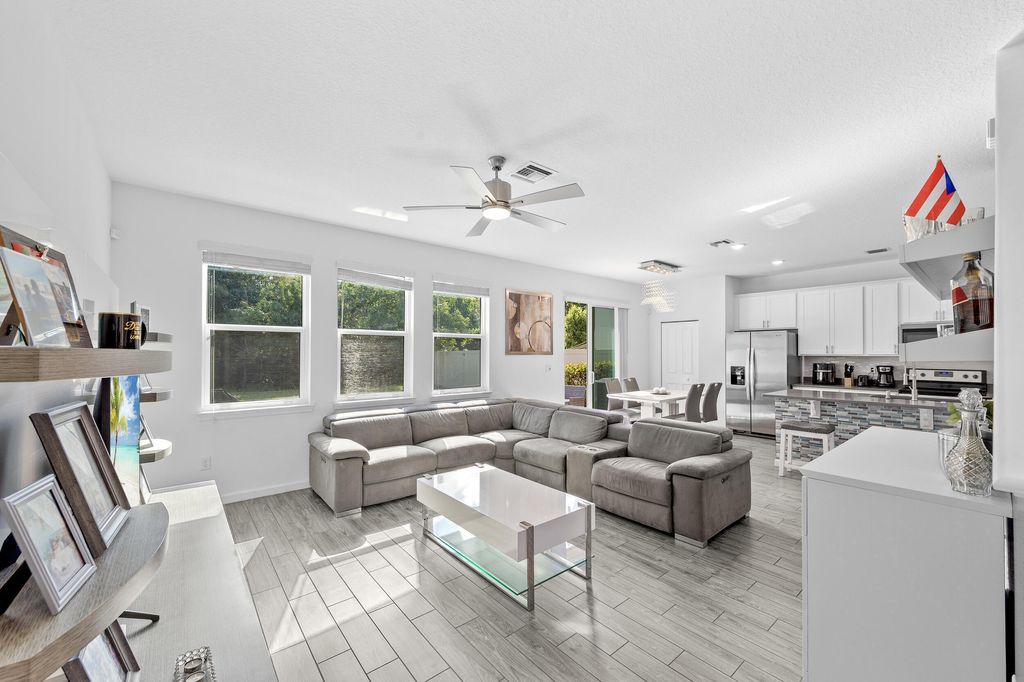 Photo of 1817 Lake Cove Drive, Lake Worth, FL 33460 (MLS # B26030274)
