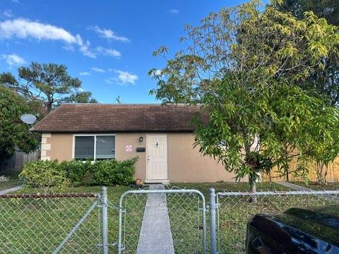 1200 NW 3 Ave Fort Lauderdale FL 33311