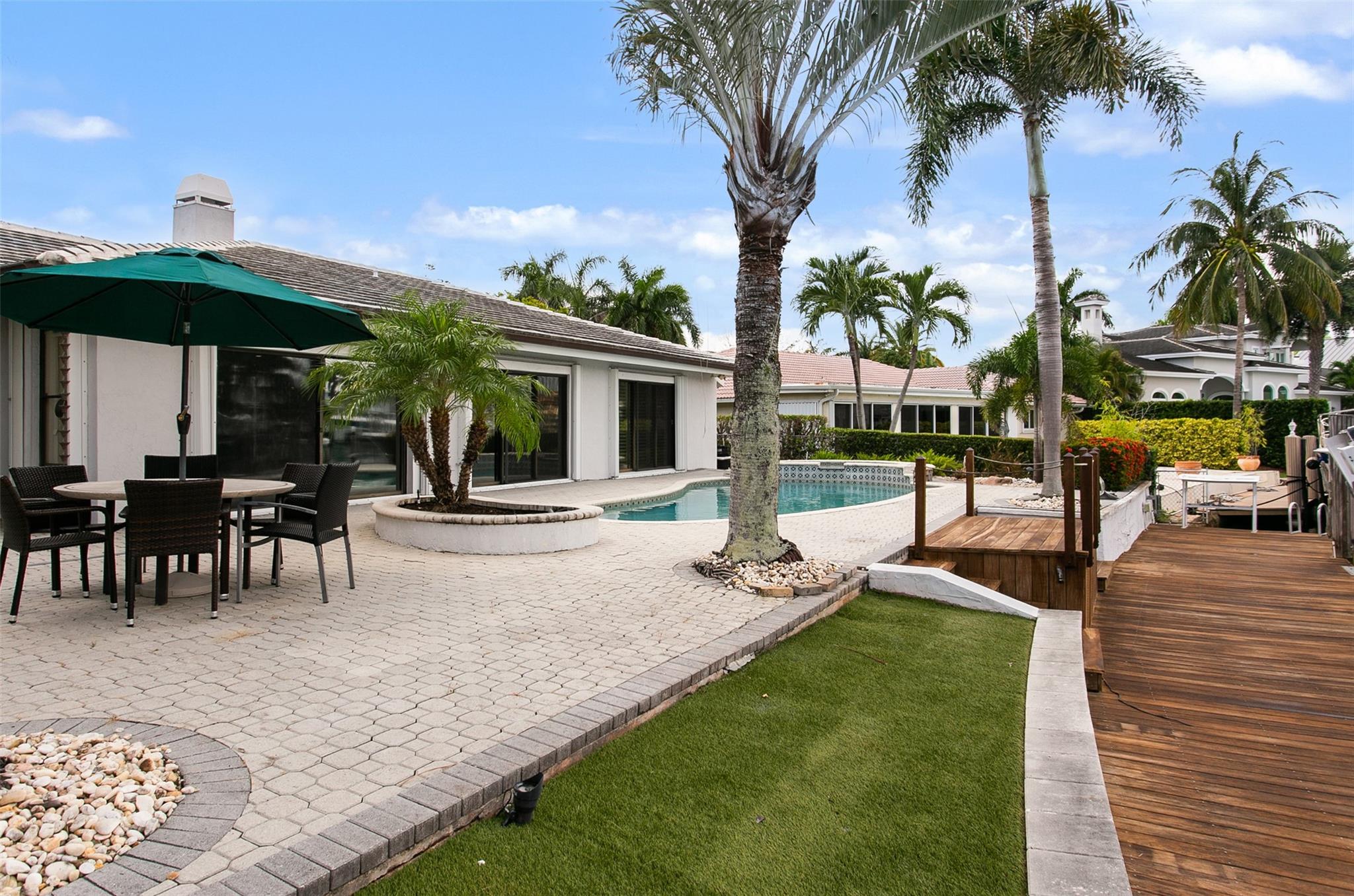 Lighthouse Point 3rd Sec - Residential