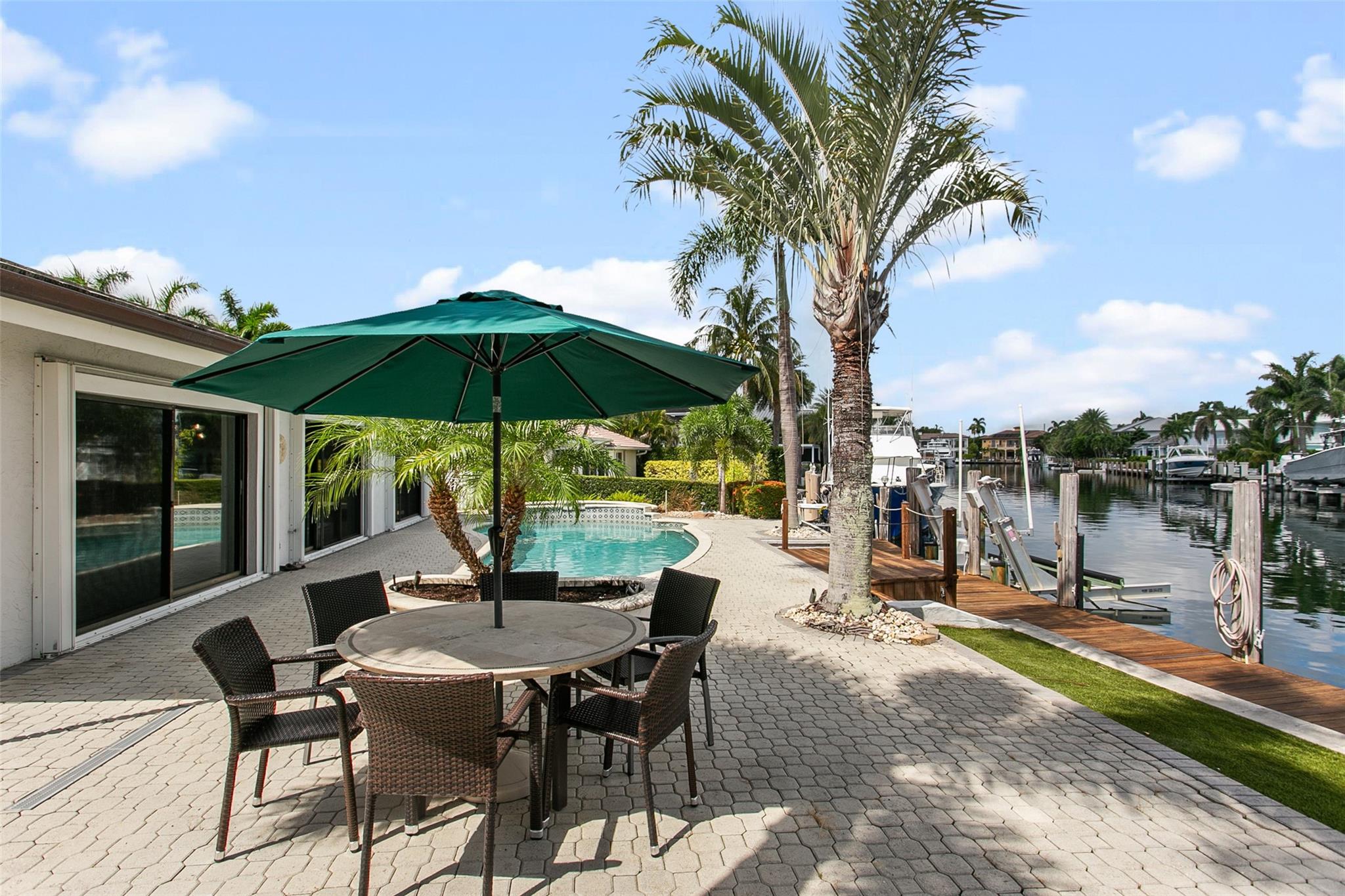 Lighthouse Point 3rd Sec - Residential