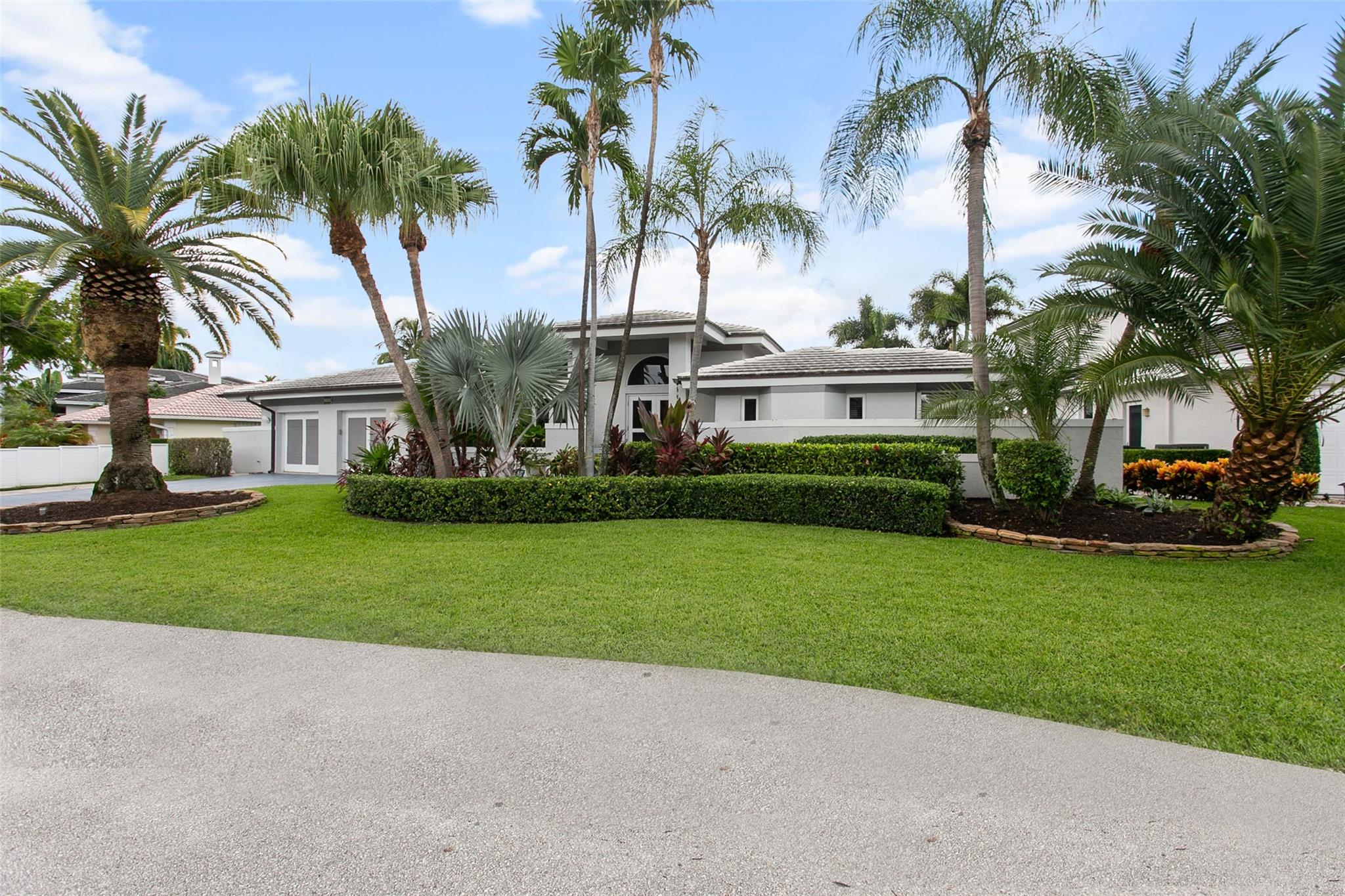 Lighthouse Point 3rd Sec - Residential