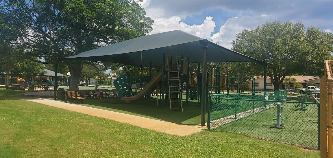 Lighthouse Point 3rd Sec - Residential