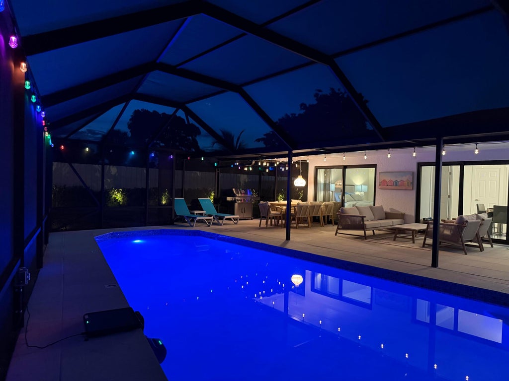 Photo of 712 E BOULEVARD CHATELAINE, Delray Beach, FL 33445 (MLS # B26069853)