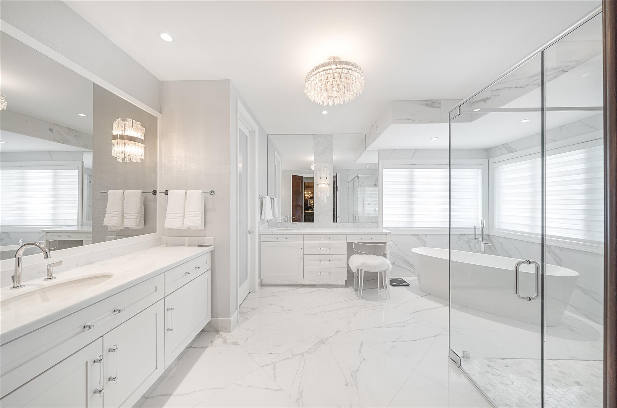 RIO VISTA ISLES - Residential