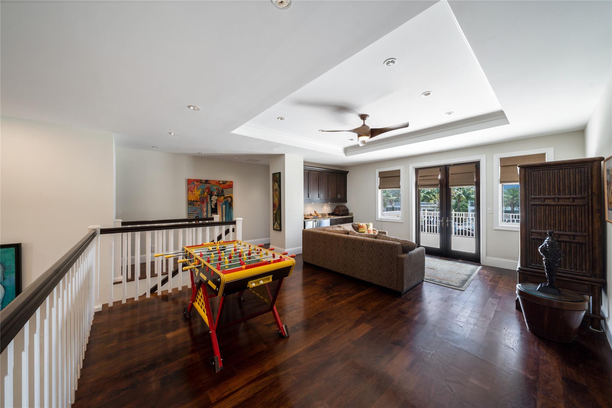 RIO VISTA ISLES - Residential