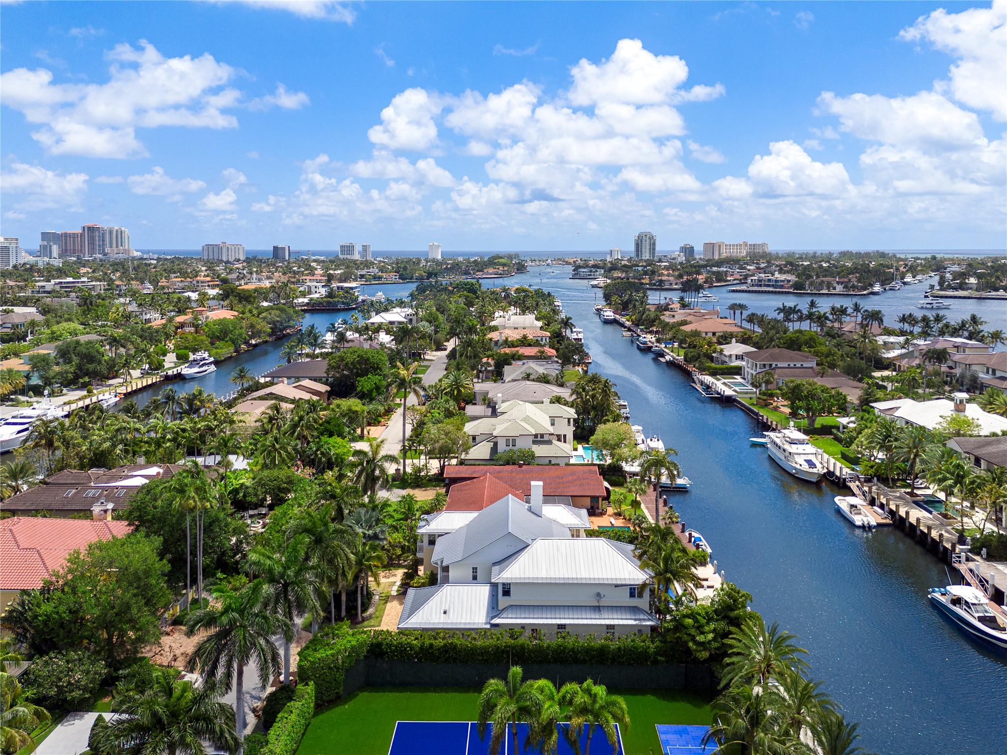 RIO VISTA ISLES - Residential