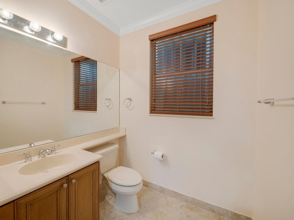 Photo of 1859 Via, Boynton Beach, FL 33426 (MLS # B26021451)