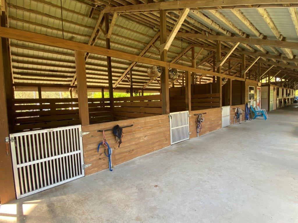 LOXAHATCHEE GROVES - Residential Lease