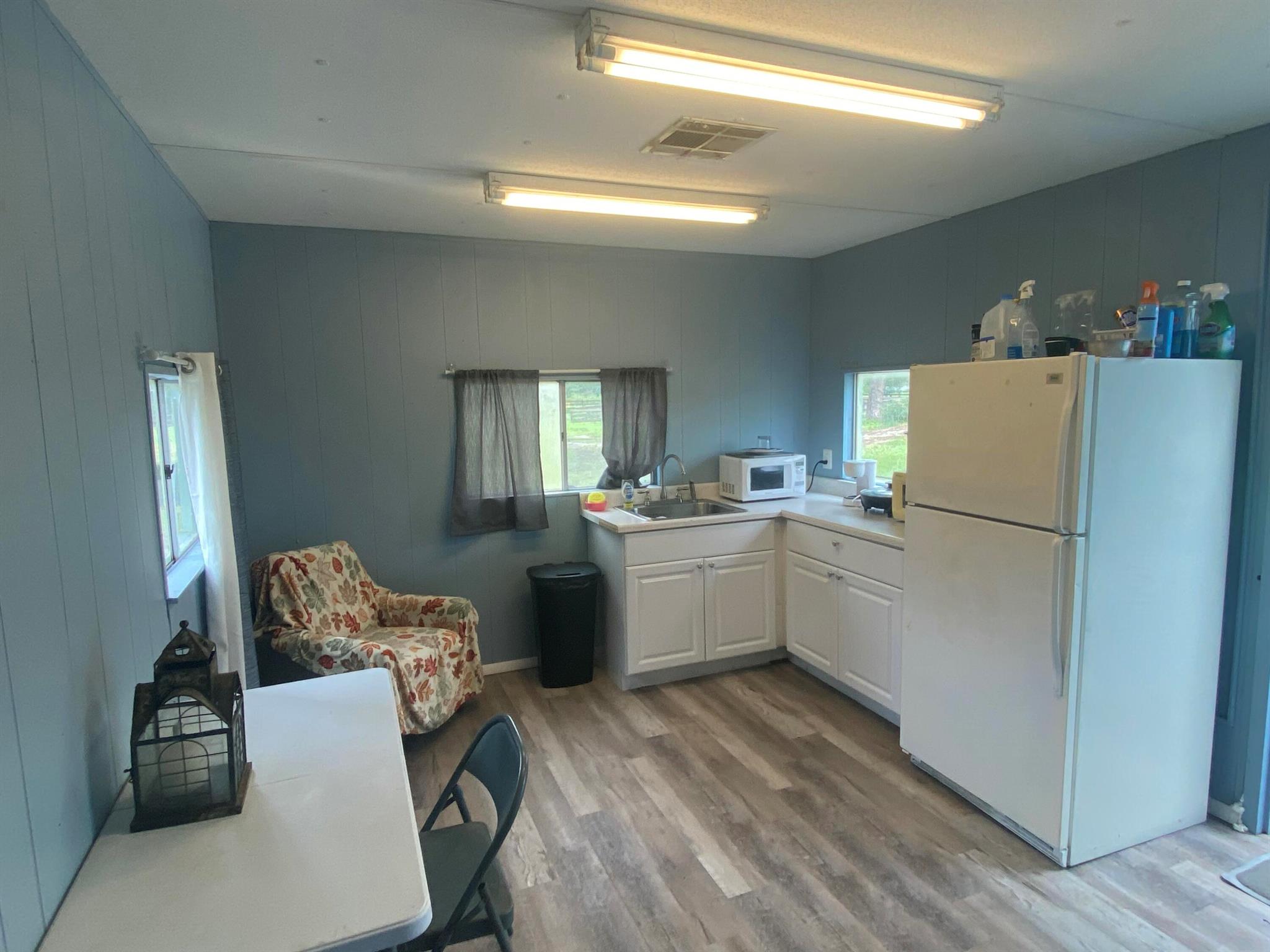 LOXAHATCHEE GROVES - Residential Lease