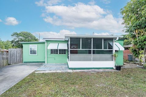 A home in Lake Worth