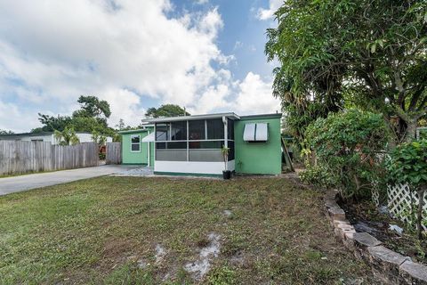 A home in Lake Worth