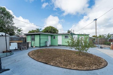 A home in Lake Worth