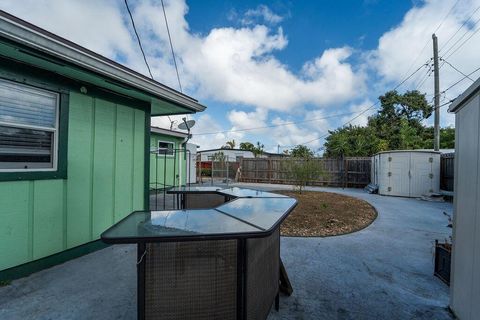 A home in Lake Worth