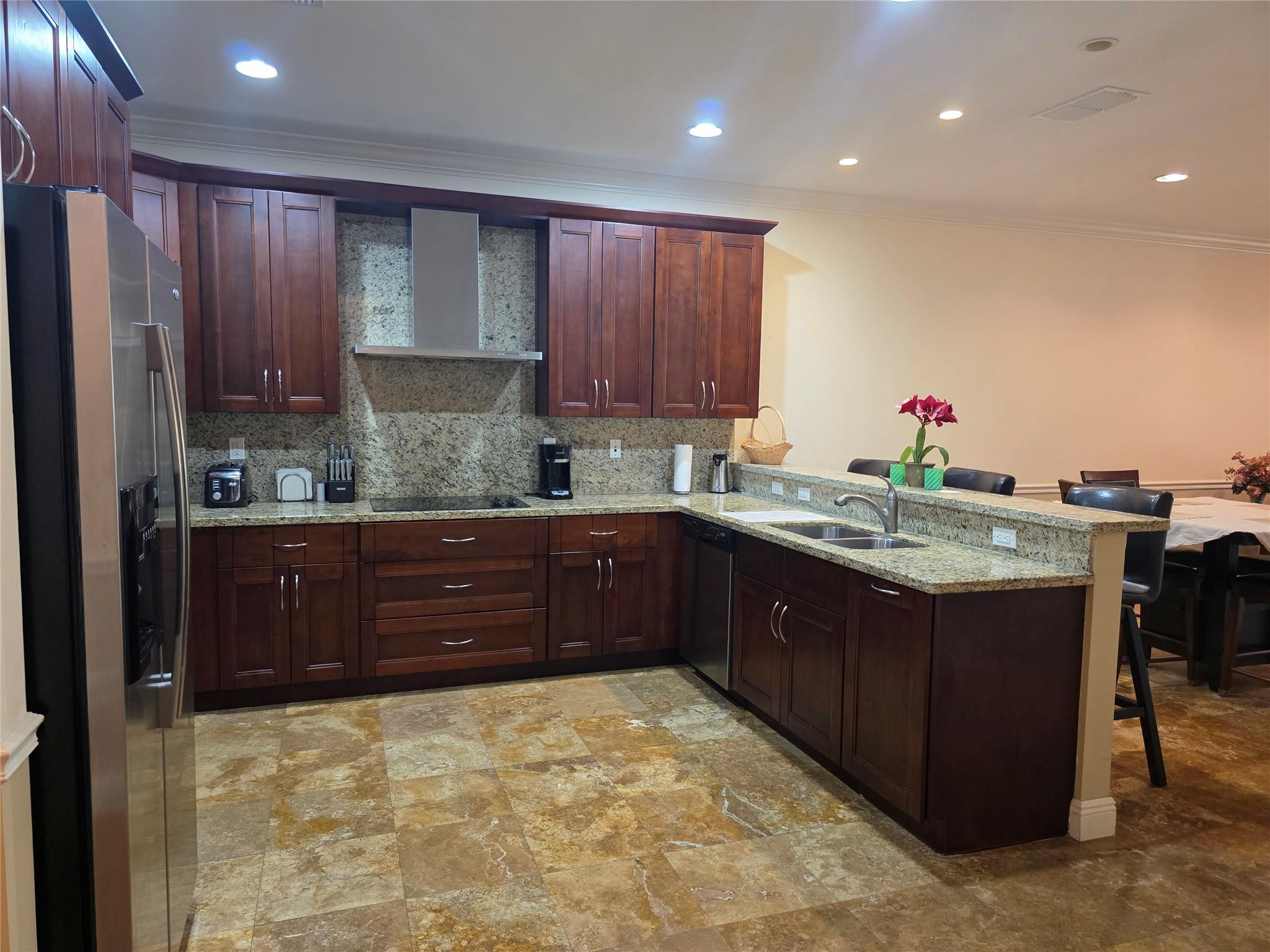 Majestic Cove Condominium - Residential