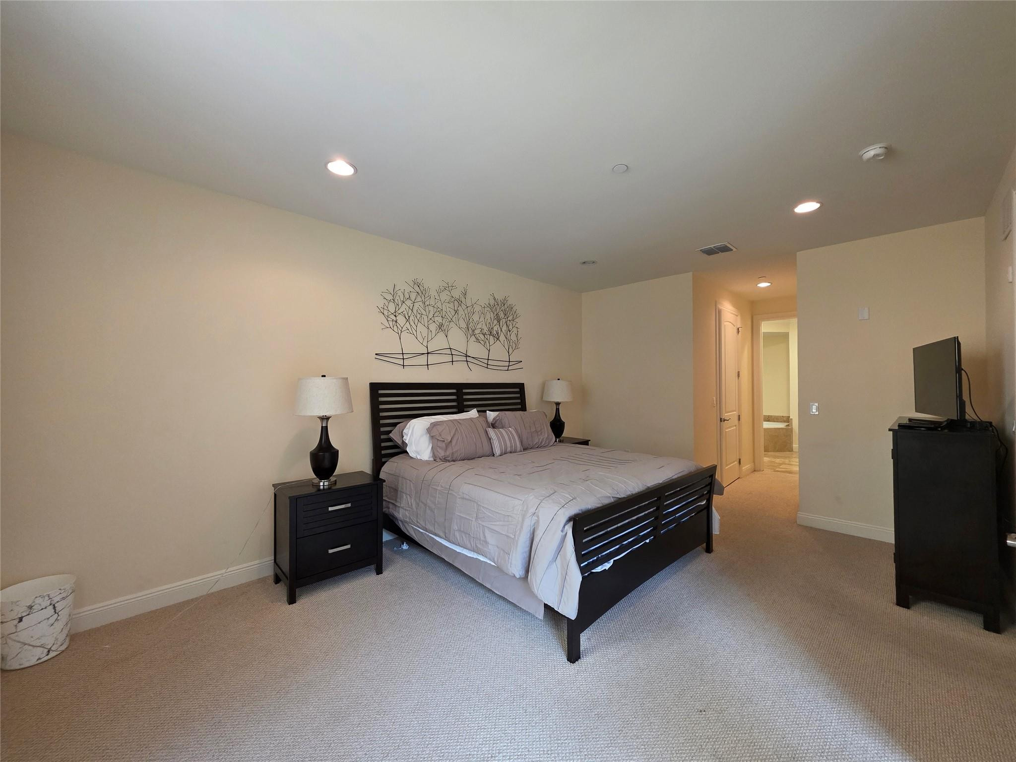 Majestic Cove Condominium - Residential