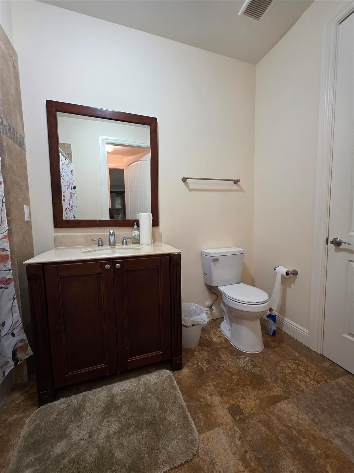 Majestic Cove Condominium - Residential