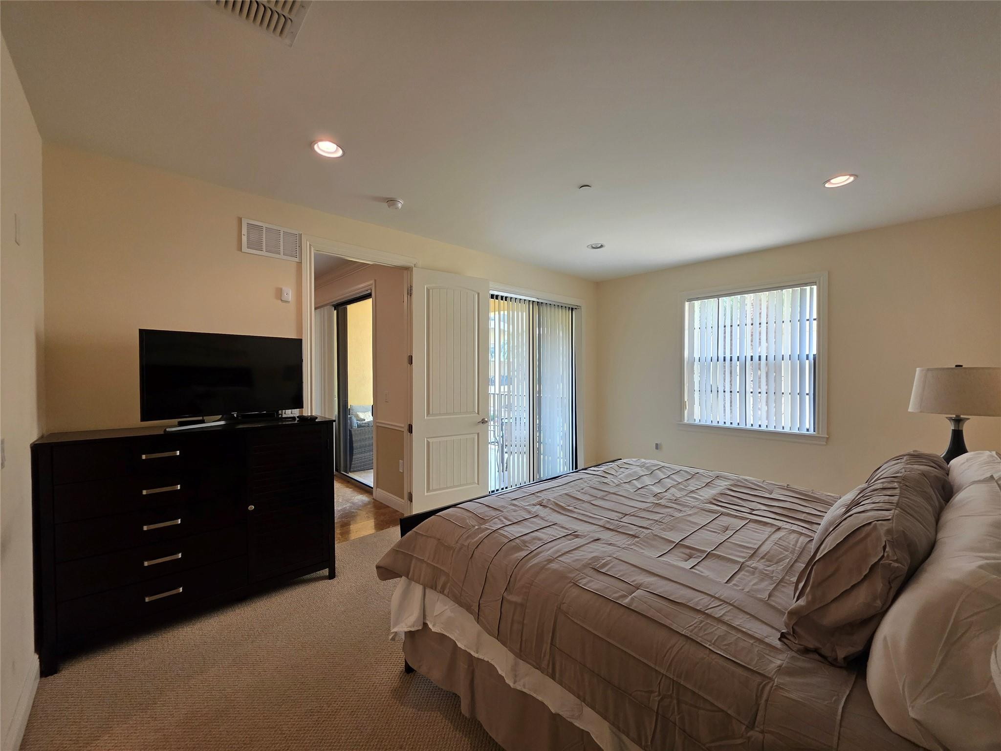 Majestic Cove Condominium - Residential