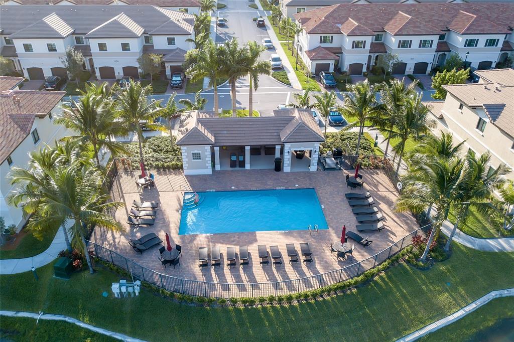 Eastside Village of Oakland Park - Residential