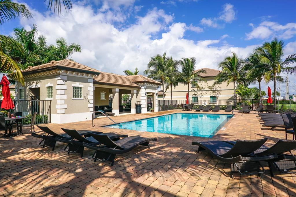 Eastside Village of Oakland Park - Residential