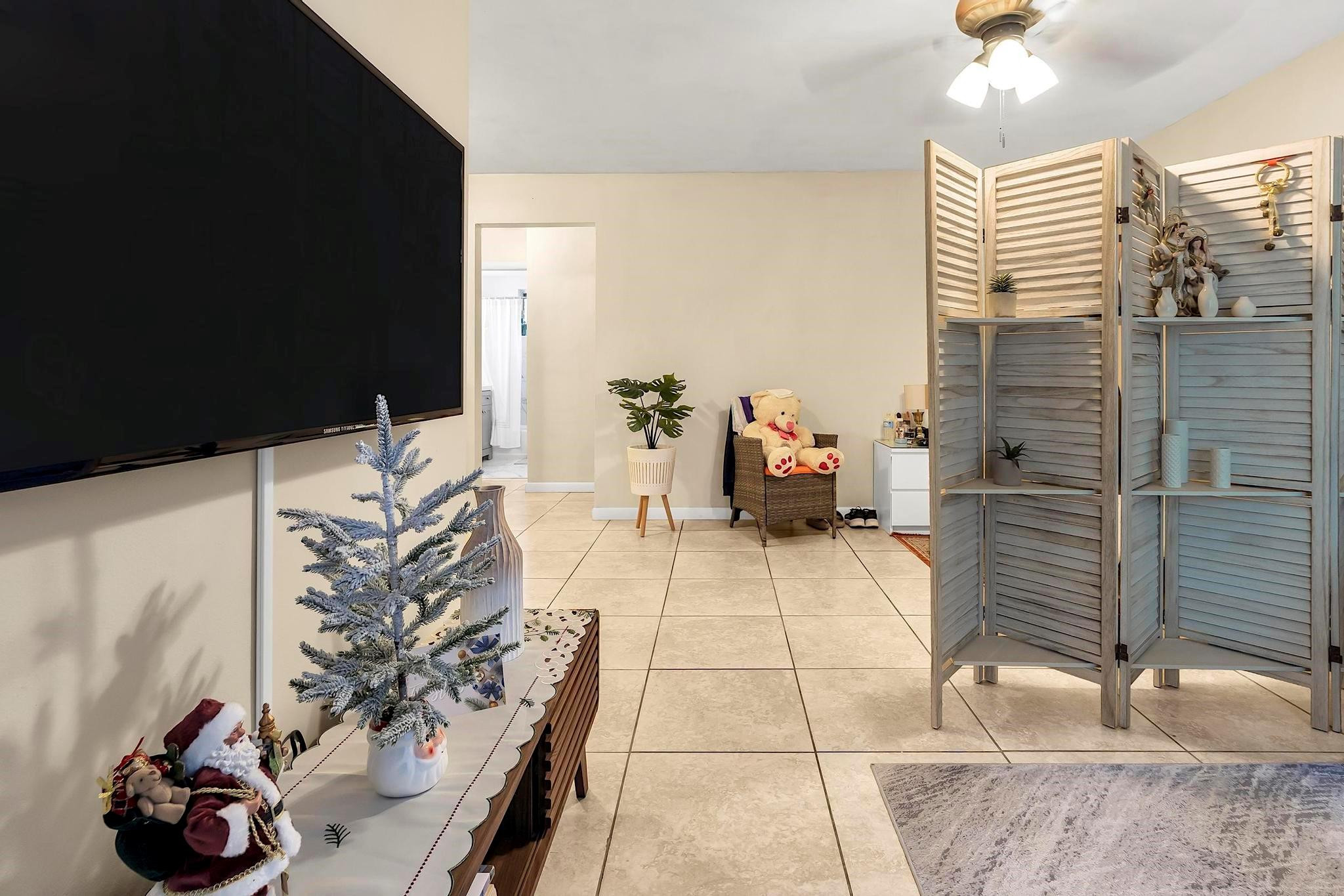 2700 NE 135th Street 31