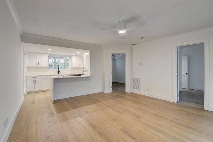 Palm Square - Residential Lease