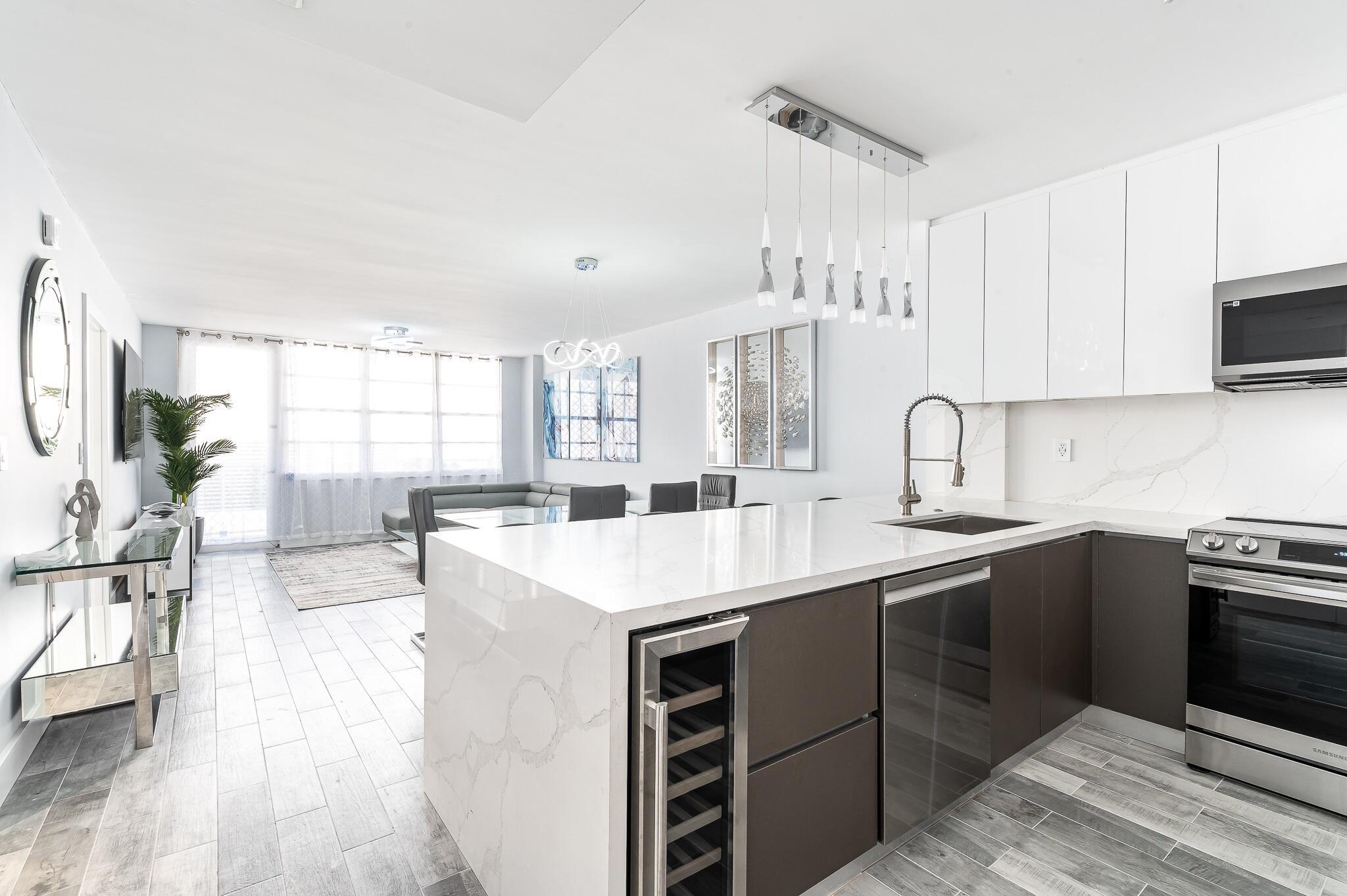 SEA AIR TOWERS CONDO - Residential Lease